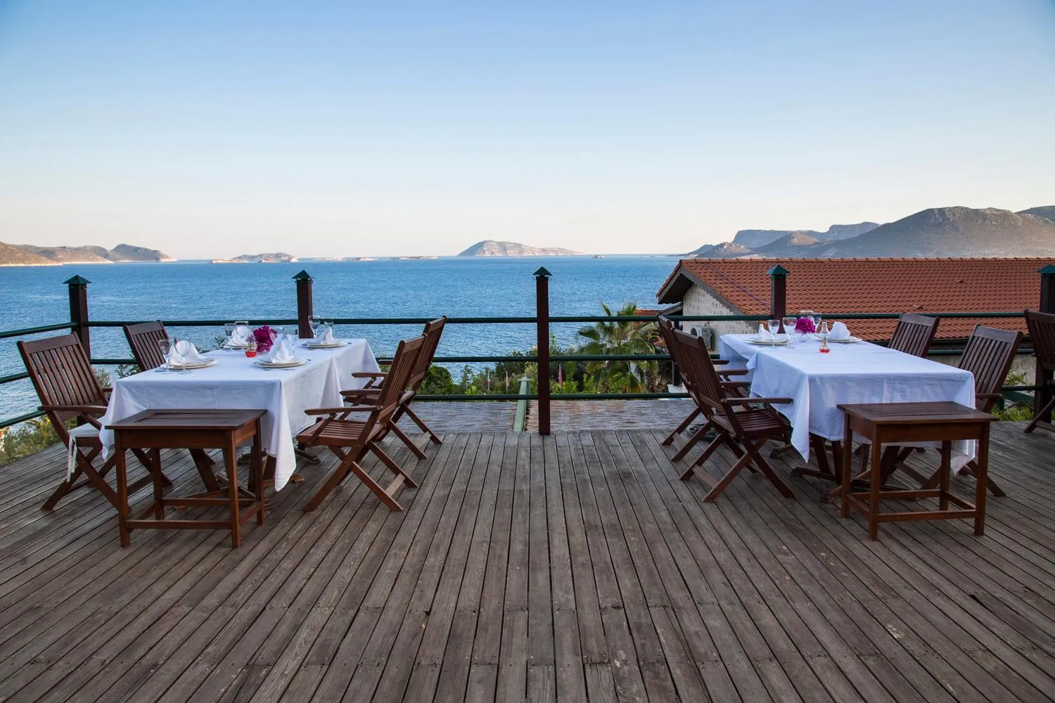 Restaurant/places to eat in Diva Residence Allsuite Hotel