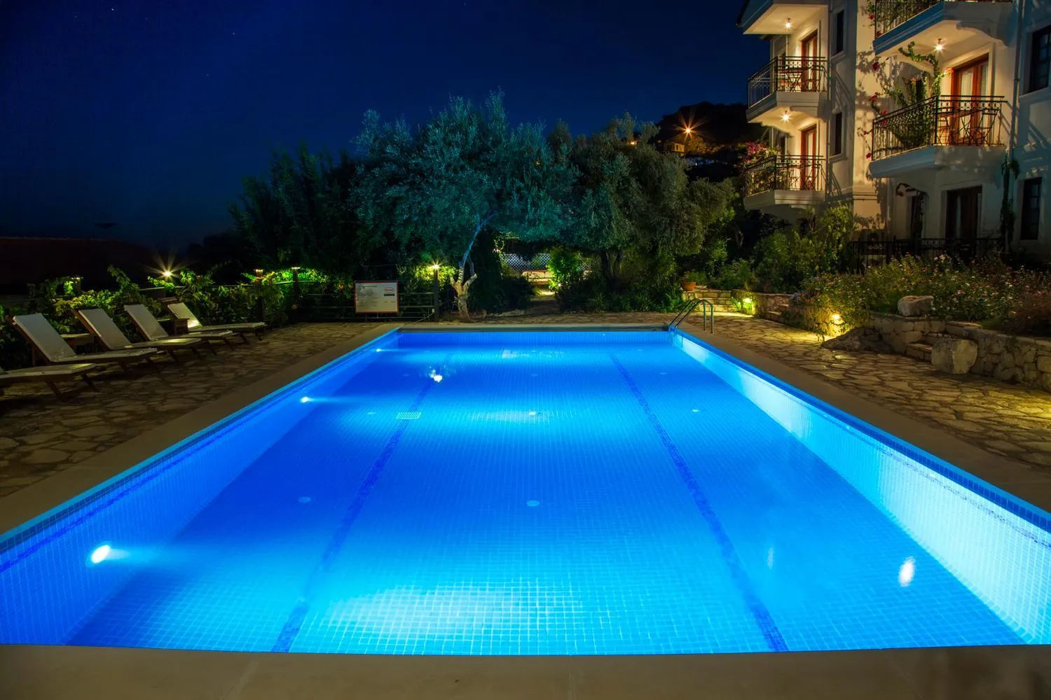 Property building in Diva Residence Allsuite Hotel