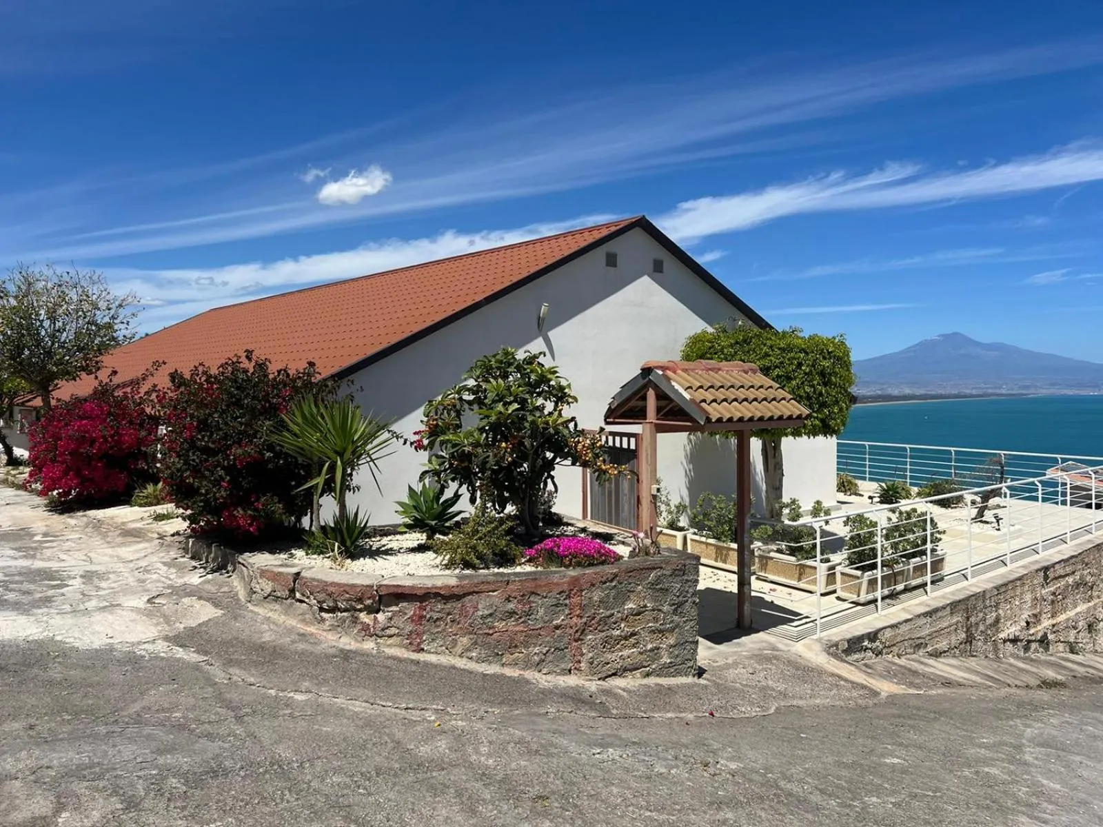 Property building in Bellavista