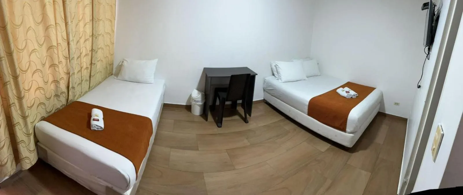 Bed in HOTEL EMBASSY STAR