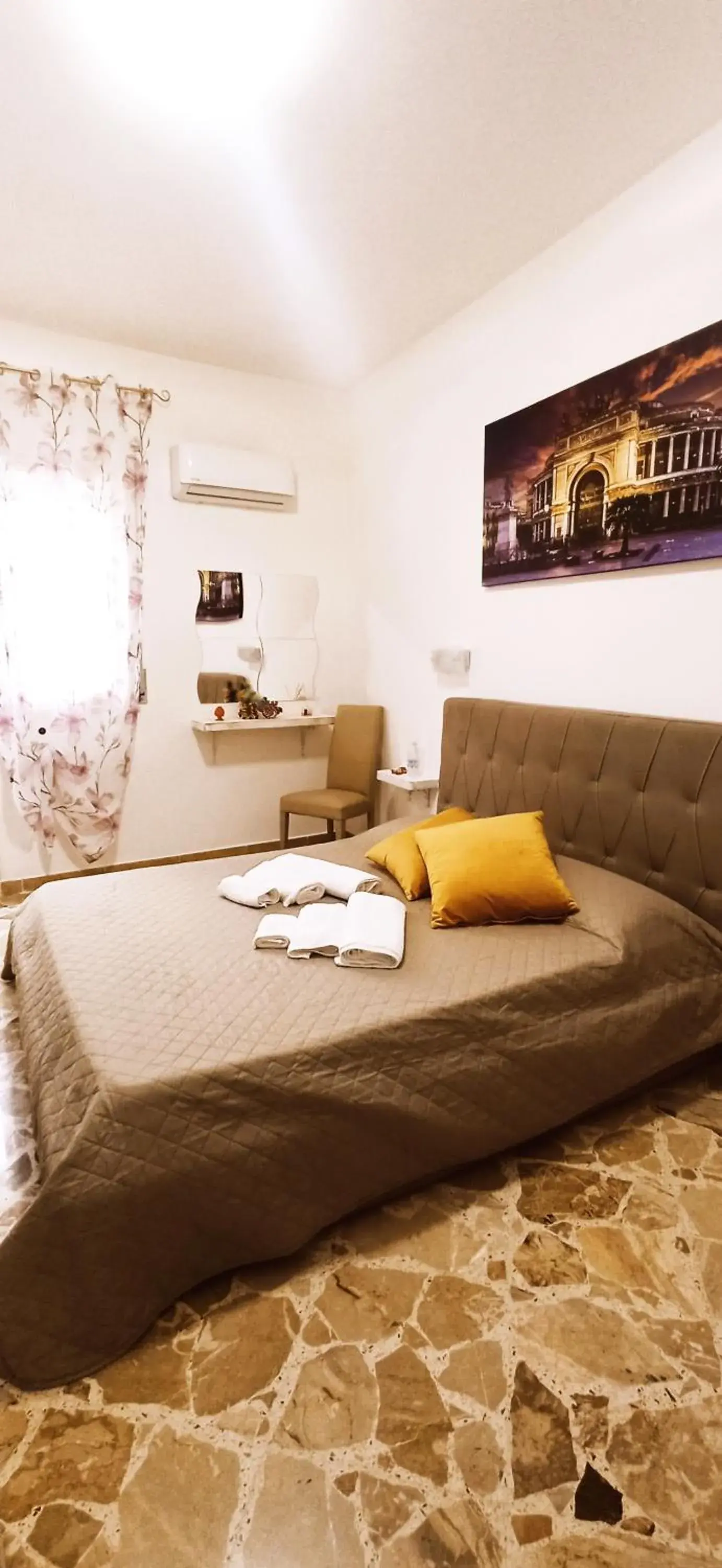 Double Room with Private External Bathroom in B&B VENTO DEL SUD Double Room with Private External Bathroom in B&B VENTO DEL SUD