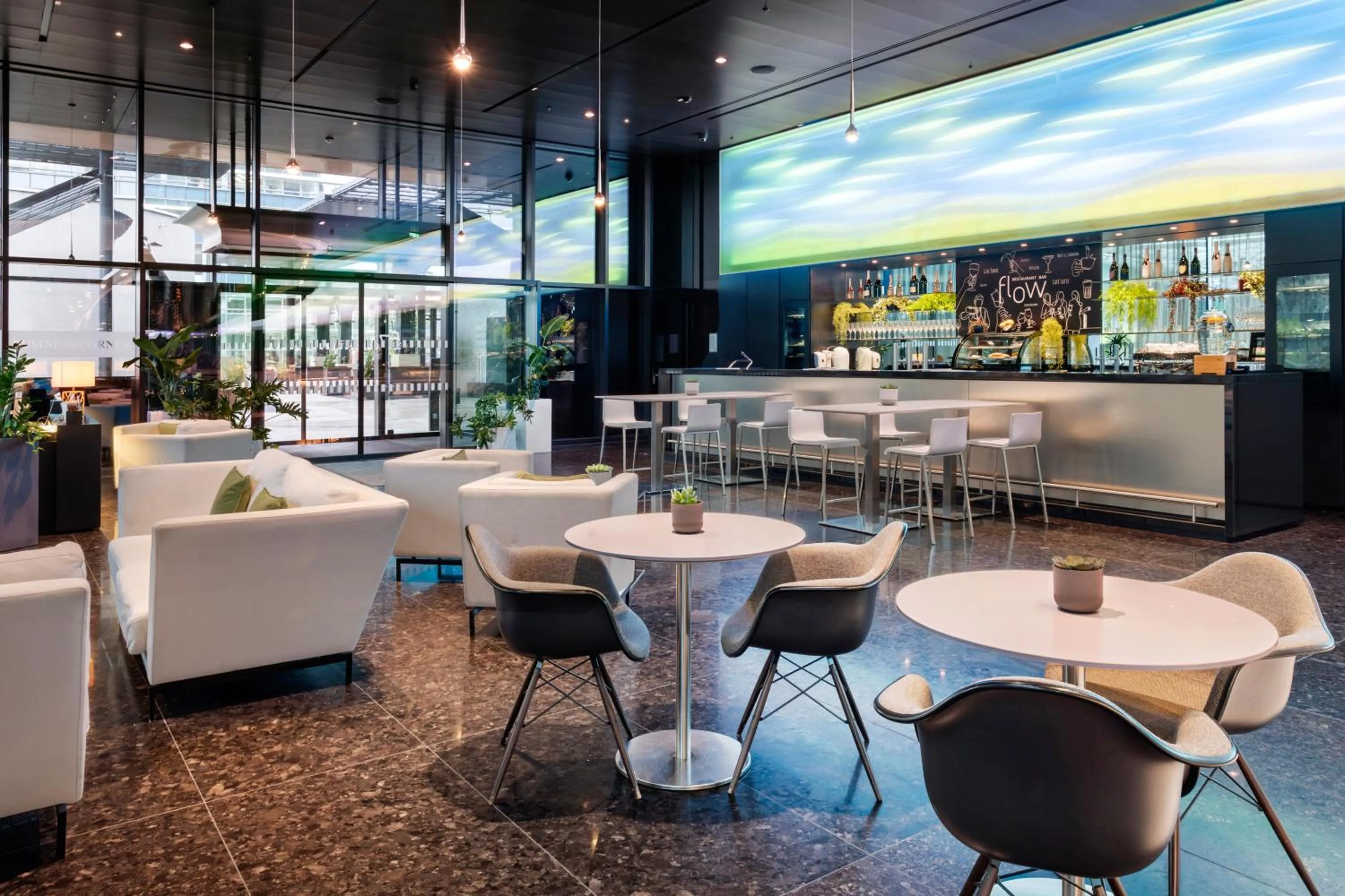 Restaurant/places to eat in Melia Vienna