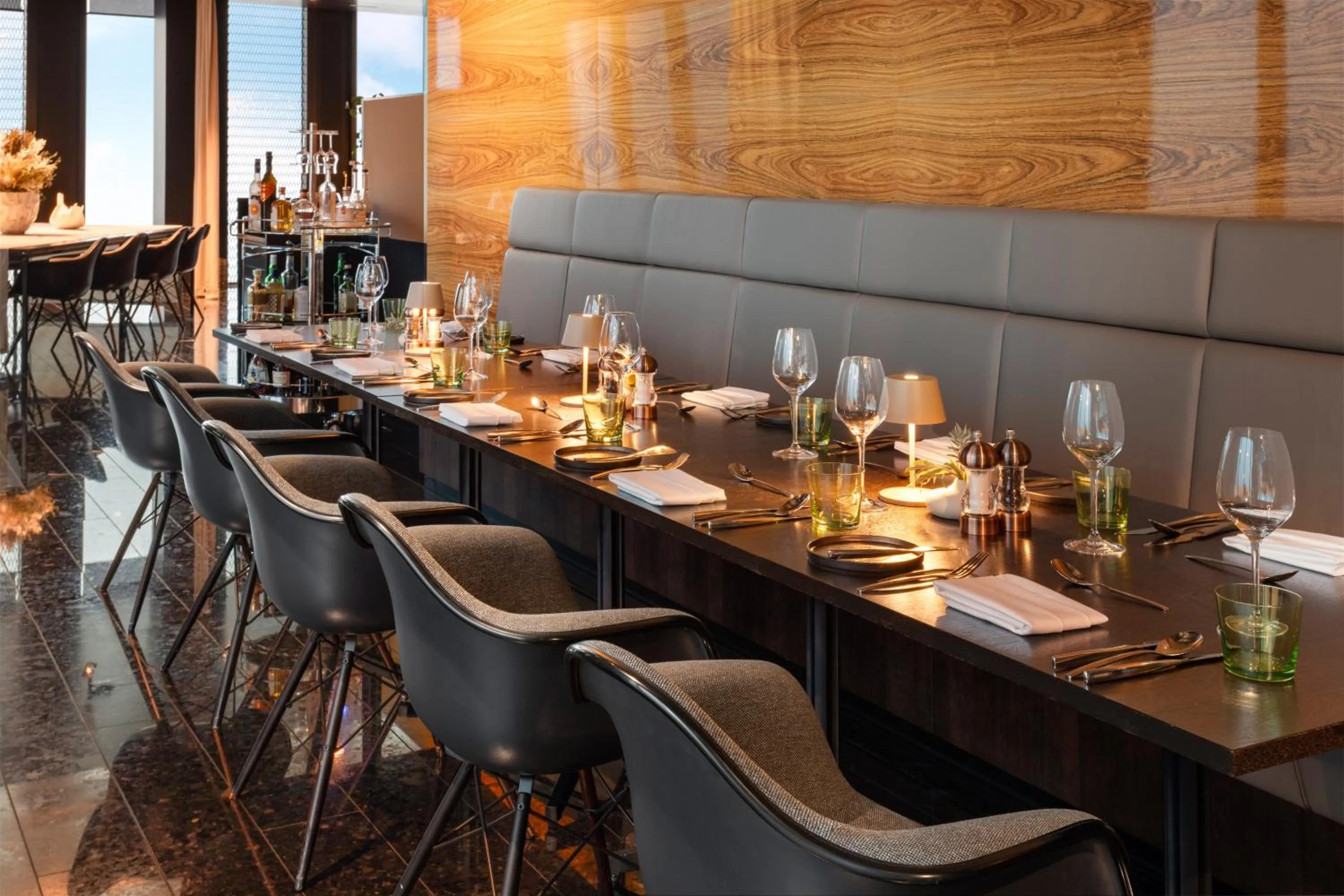 Restaurant/places to eat in Melia Vienna