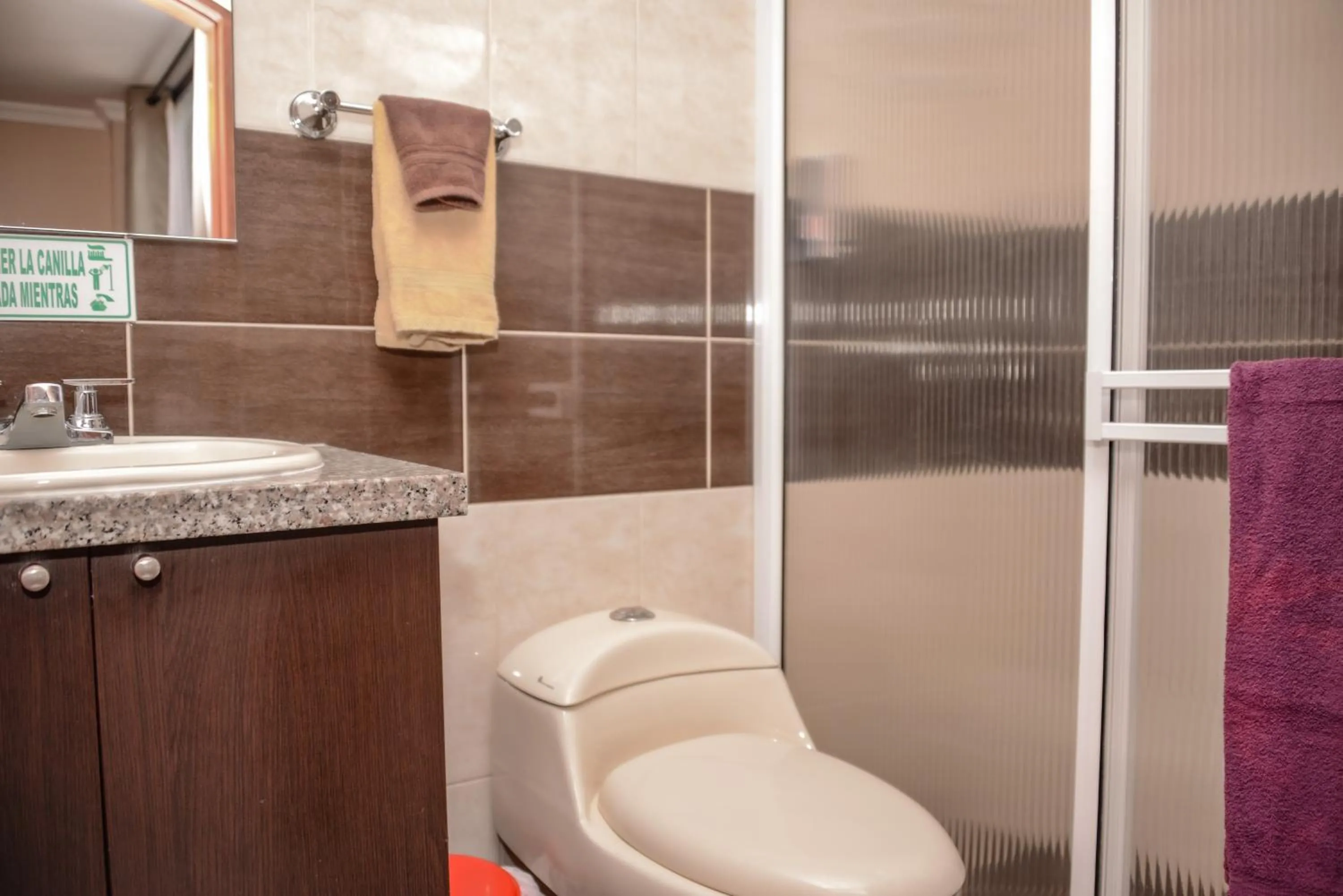 Bathroom in Calle 8 Suites