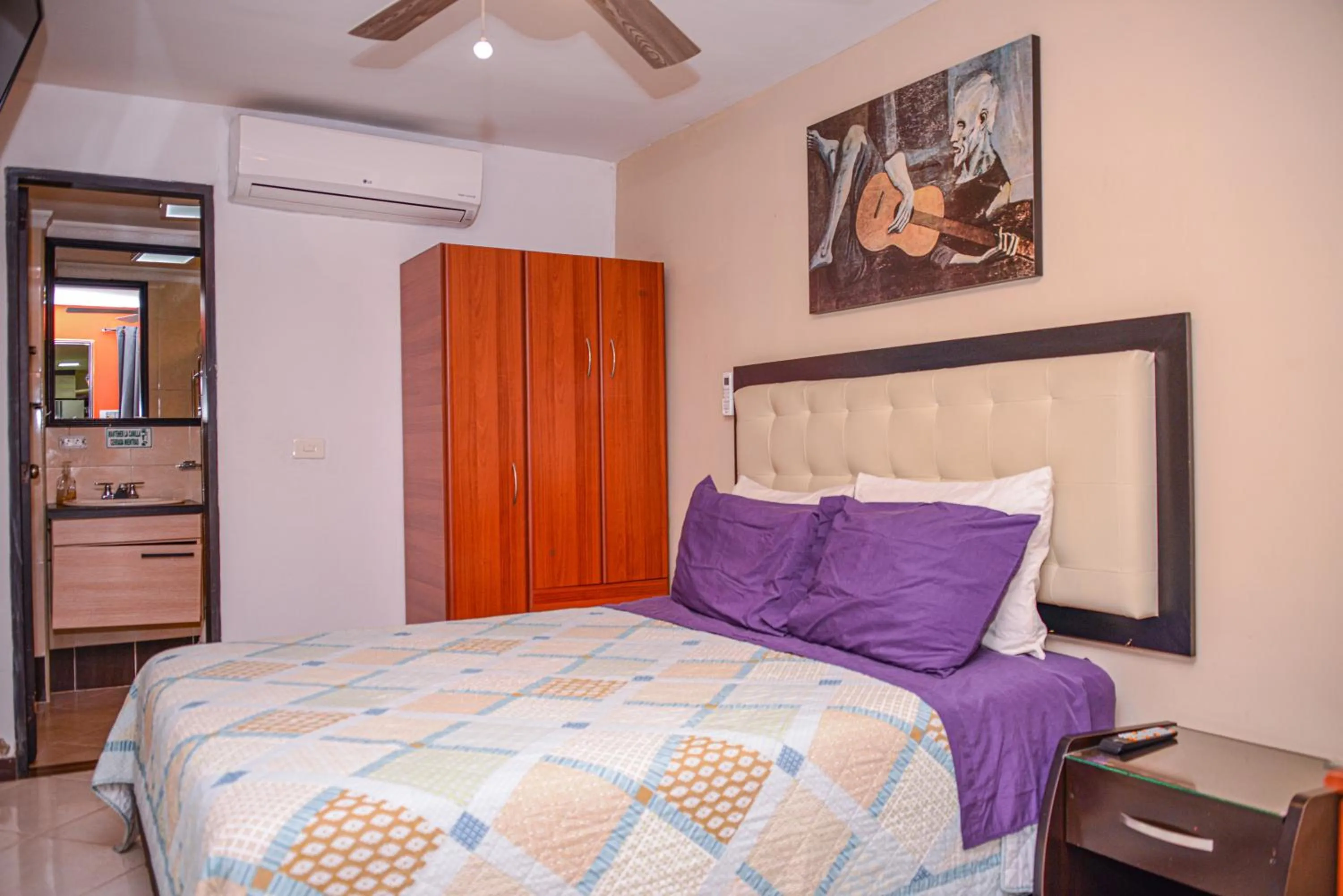 Bed in Calle 8 Suites