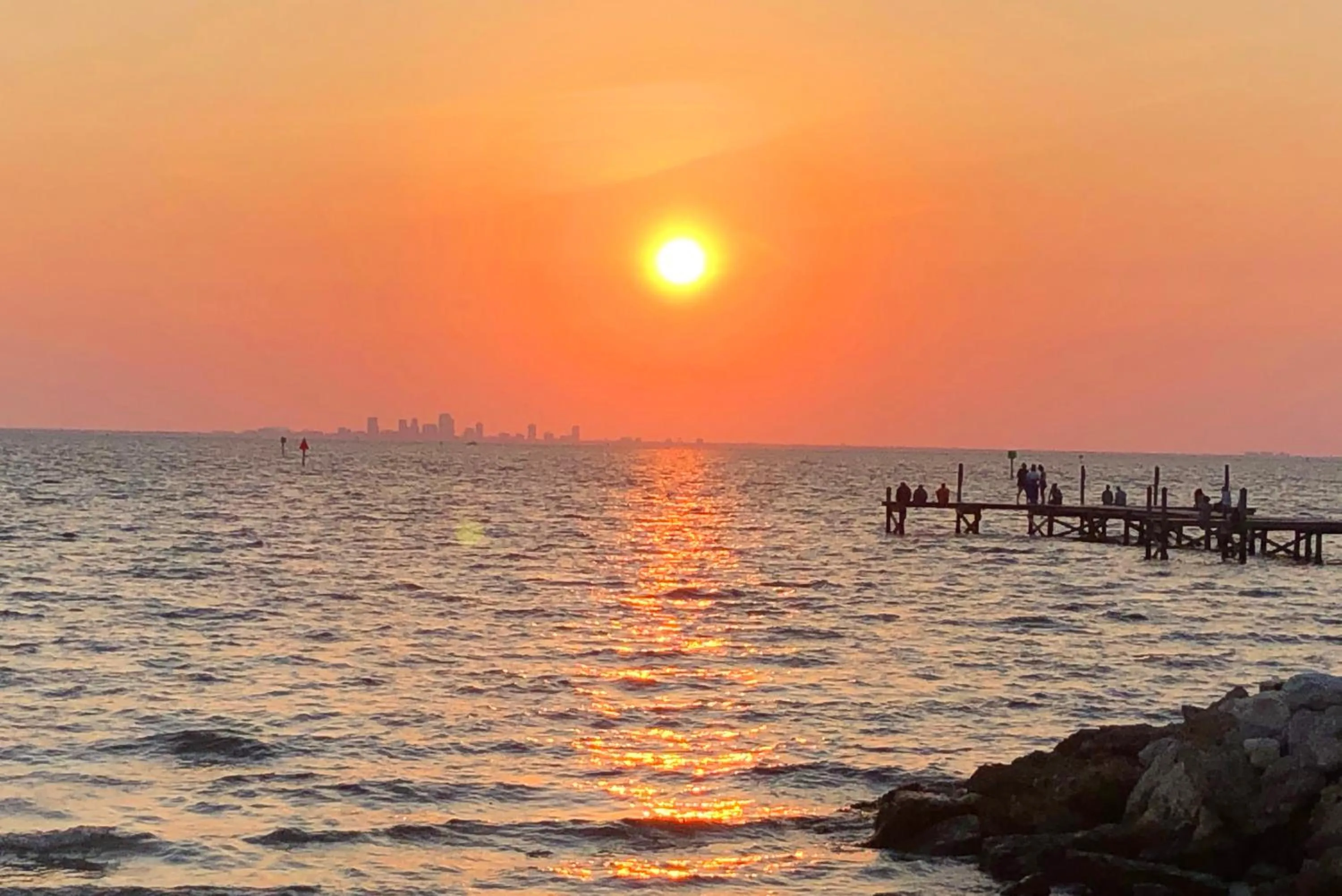 Restaurant/places to eat in Little Harbor #205 the place to stay