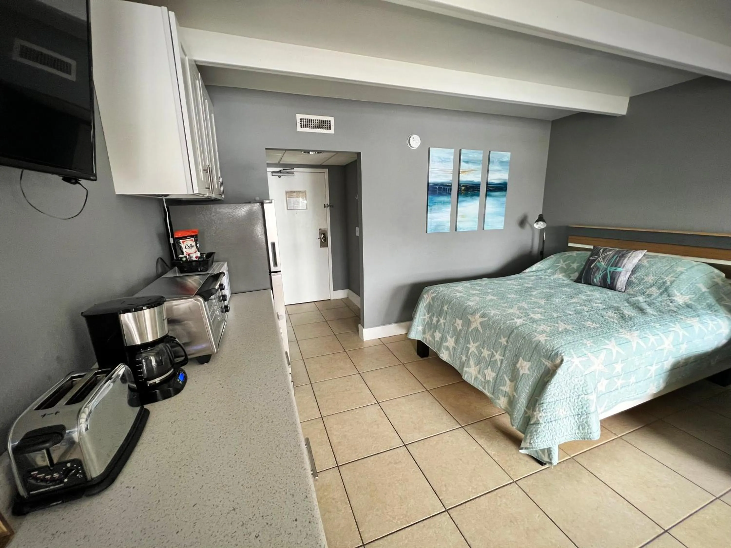 TV and multimedia, Bed in Little Harbor #205 the place to stay