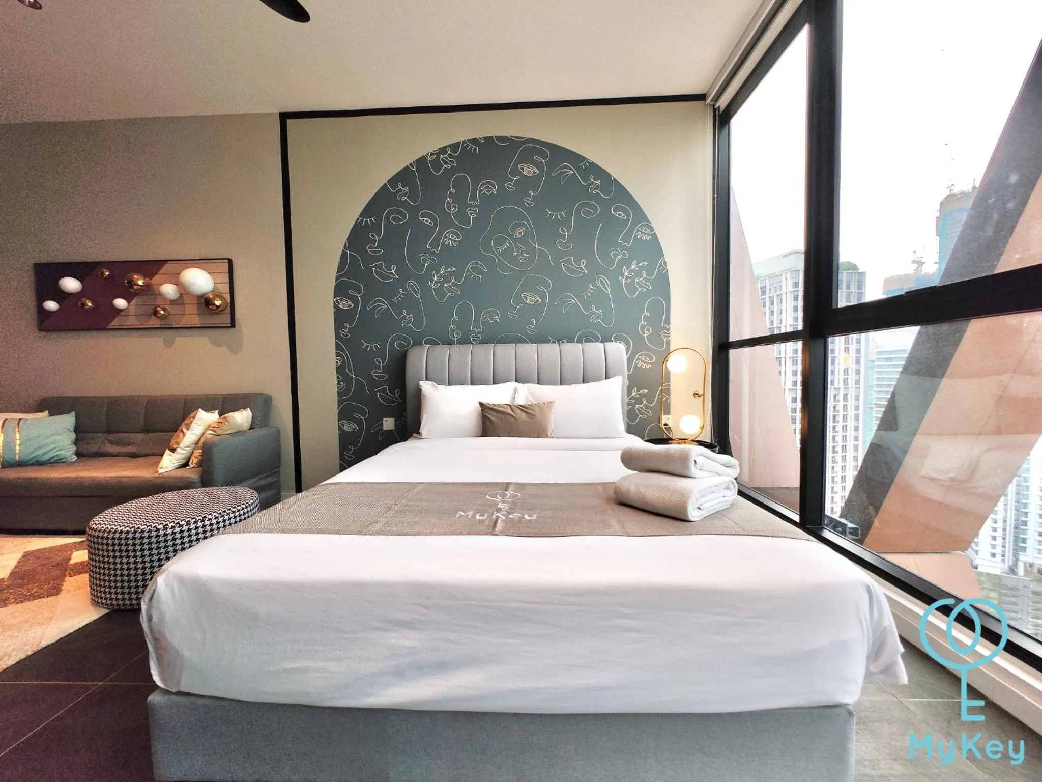 Bedroom, Bed in Scarletz Suites KLCC by MyKey