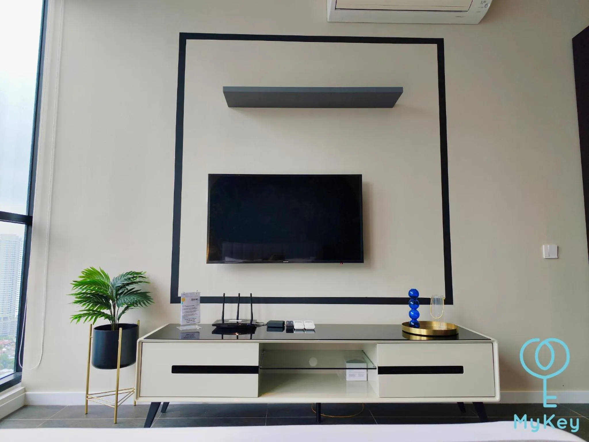 TV and multimedia in Scarletz Suites KLCC by MyKey