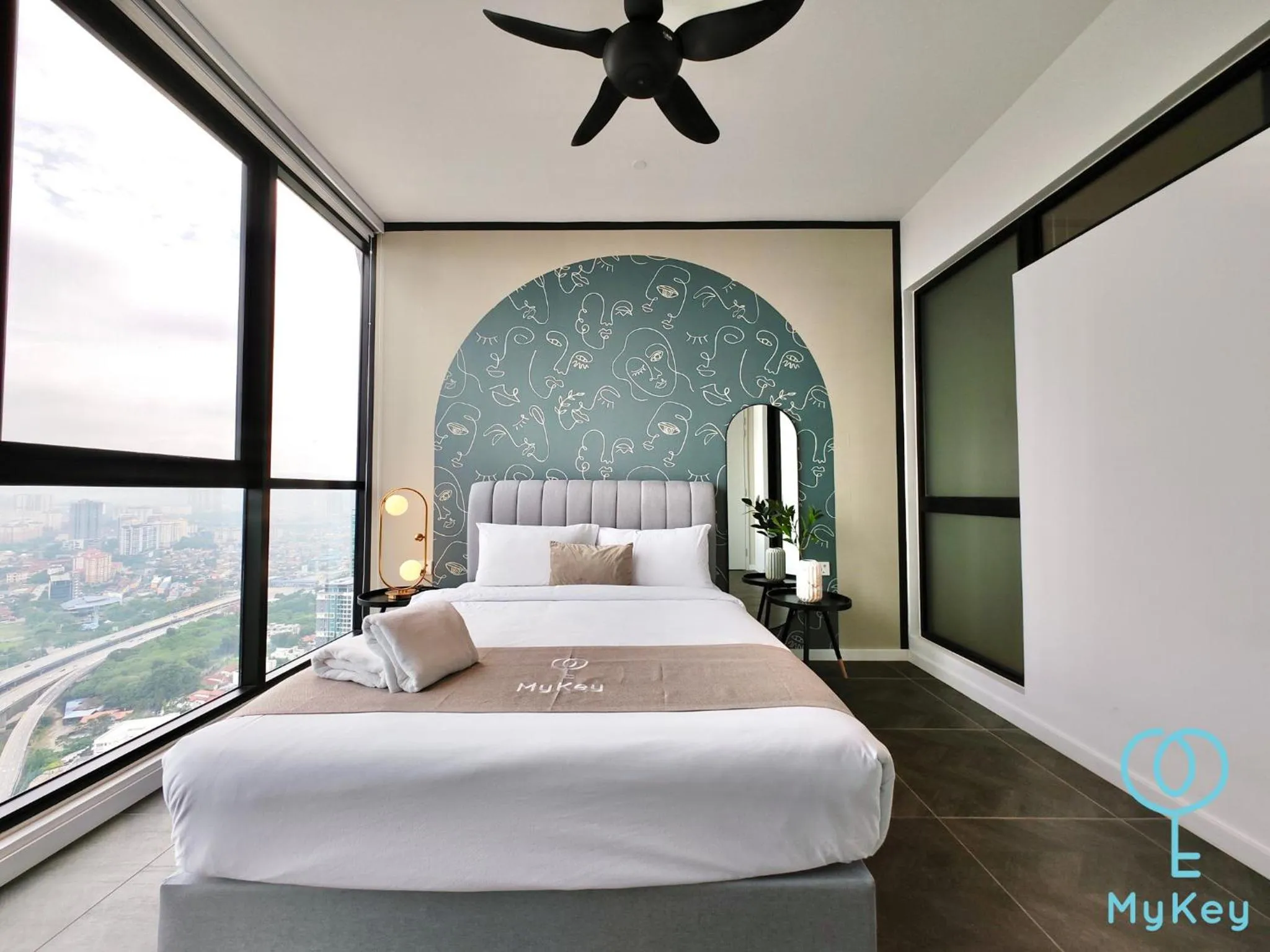 Bedroom, Bed in Scarletz Suites KLCC by MyKey