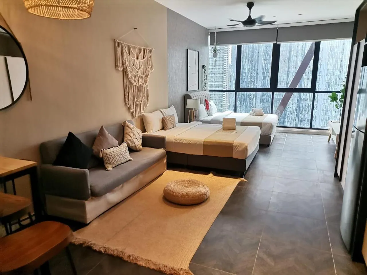 Bed in Scarletz Suites KLCC by MyKey