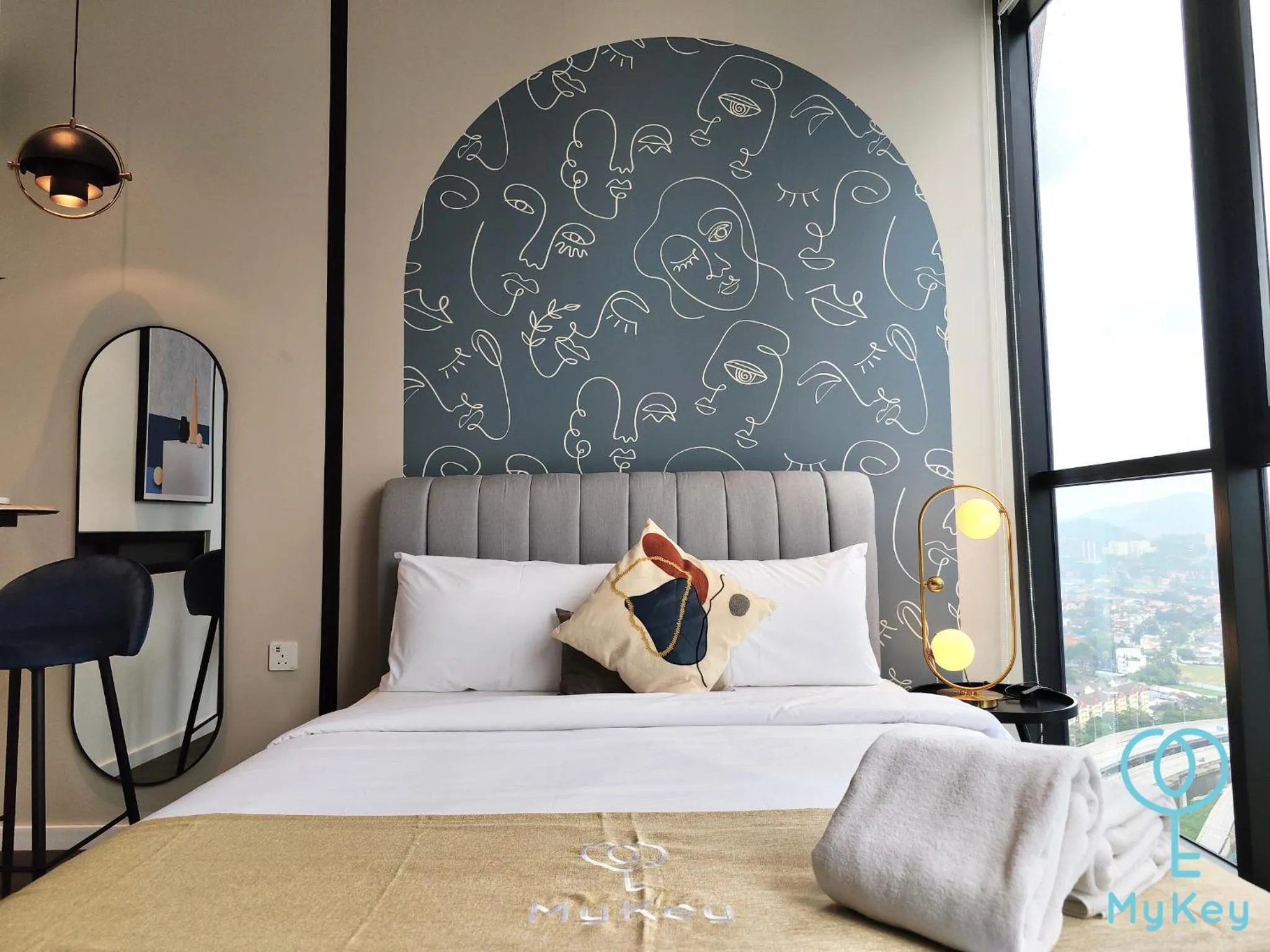 Bedroom, Bed in Scarletz Suites KLCC by MyKey