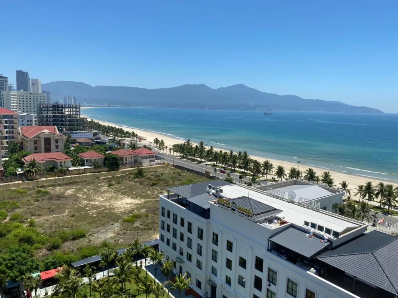 Sea view in LH APARTMENT DA NANG