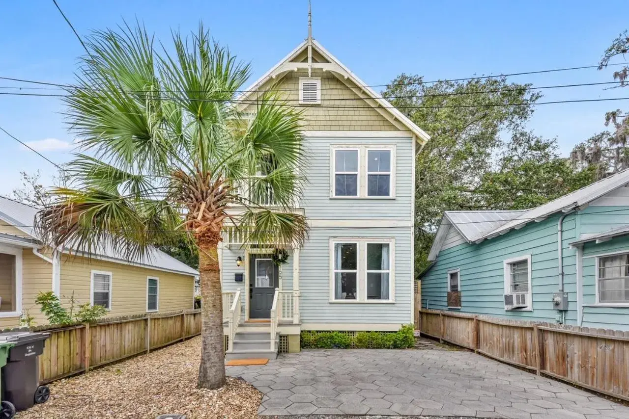 Casa Escuela Casa Escuela