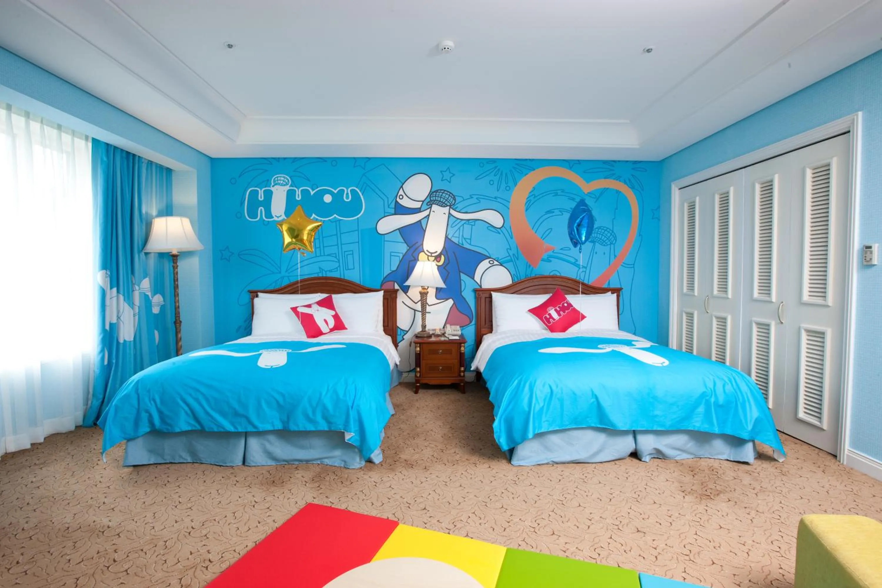 Bed in High1 Grand Hotel Main Tower