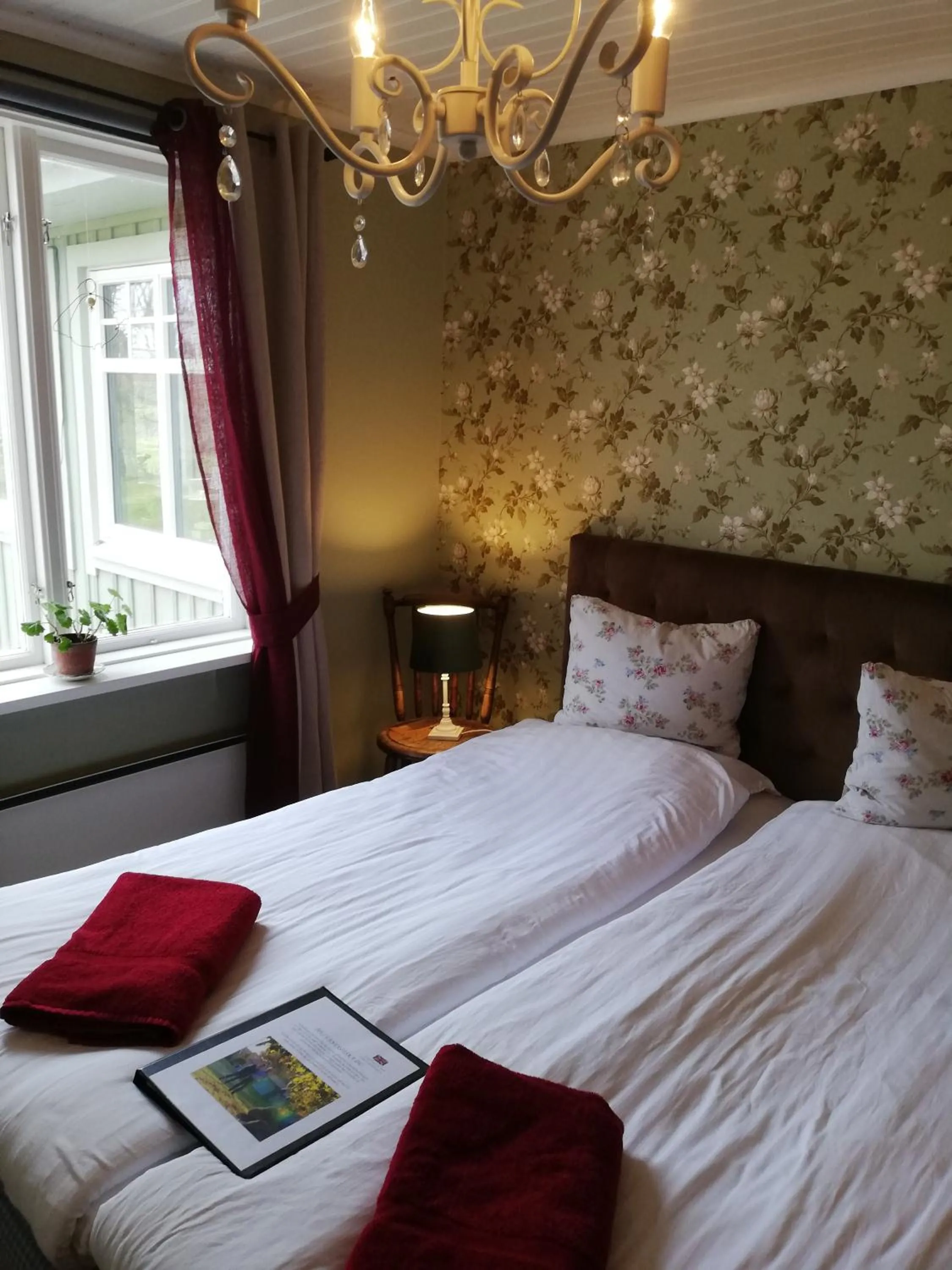 Twin Room with Private Bathroom - single occupancy in Karlsberg Gård B&B
