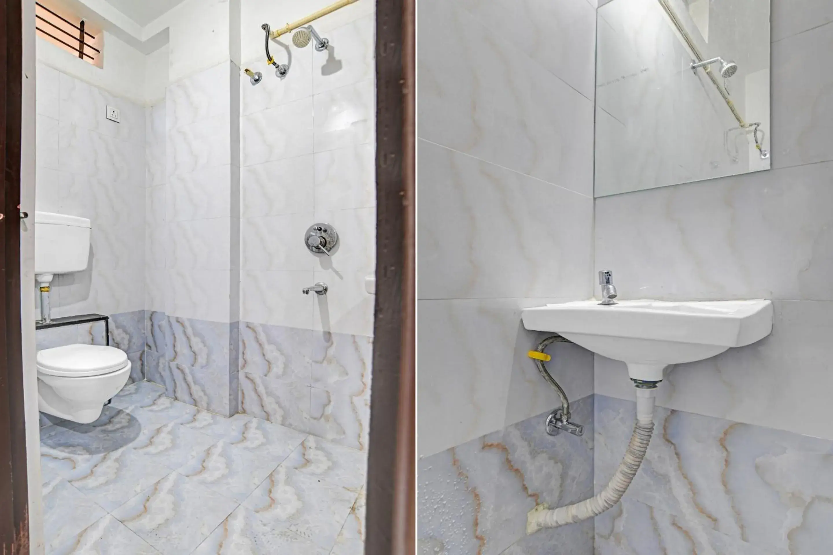 Bathroom in HOTEL DREAM PALACE Bathroom in HOTEL DREAM PALACE