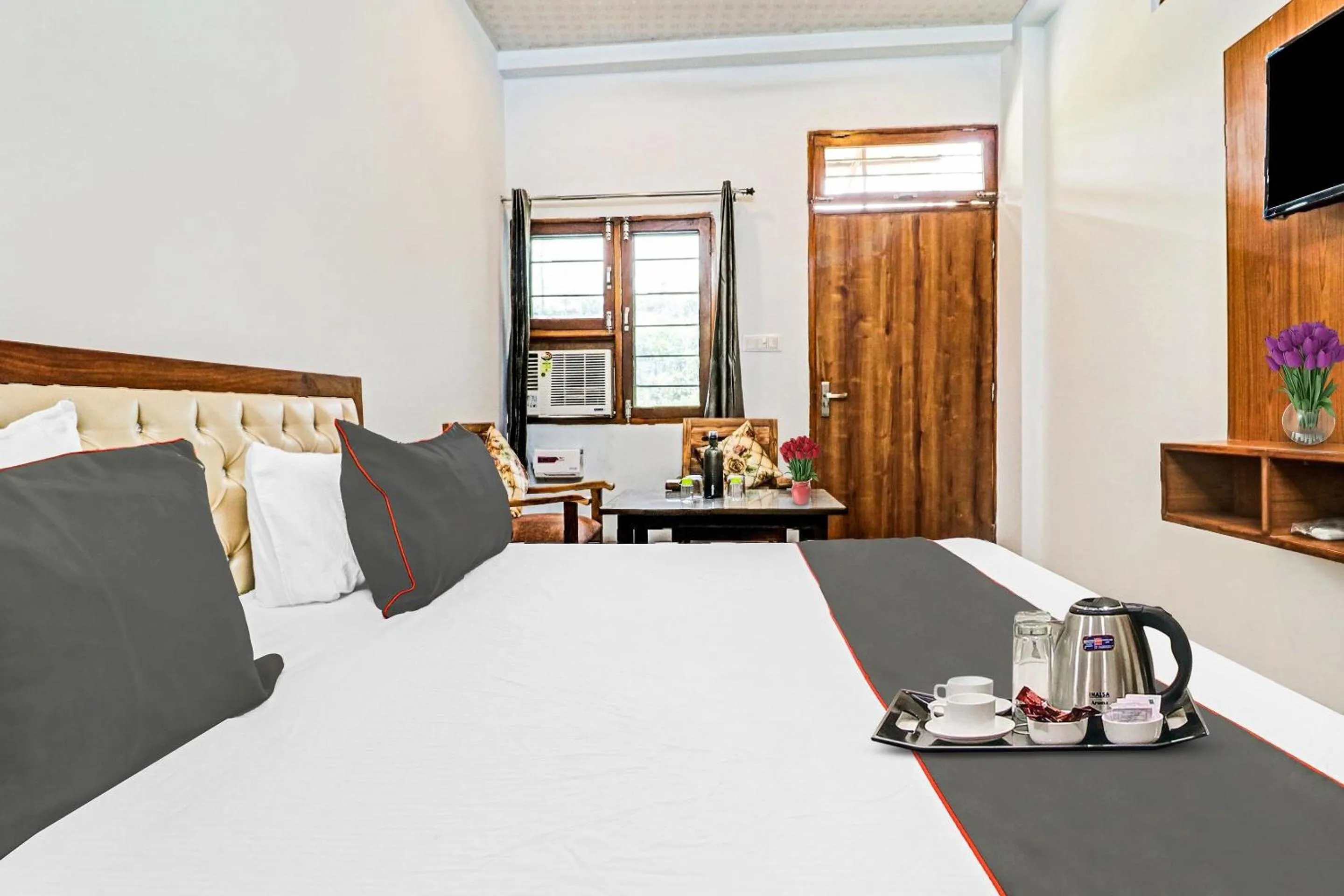 Bedroom in Collection O Studioz Om River Resort