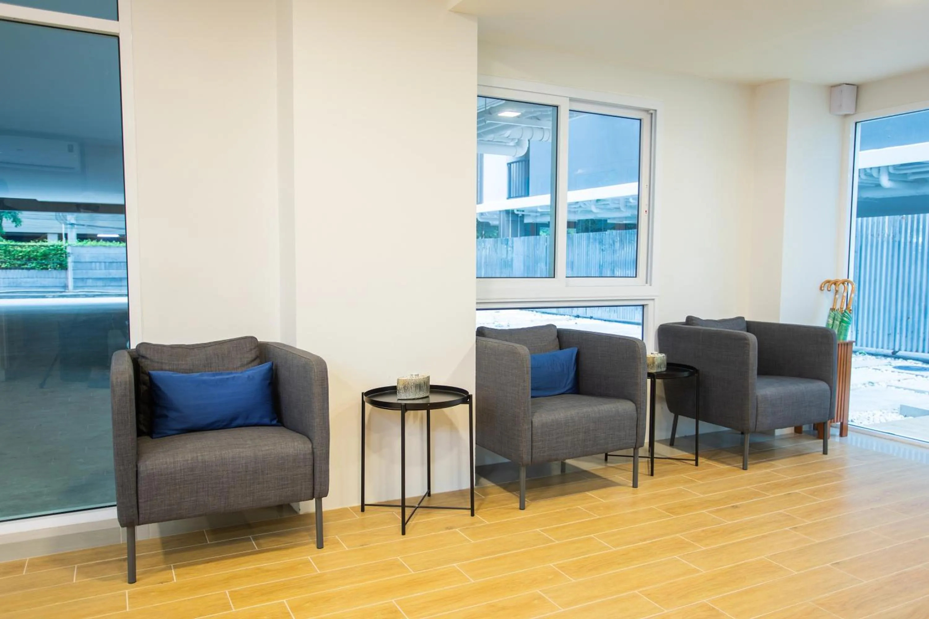 Lobby or reception in Zayn Express & Suites