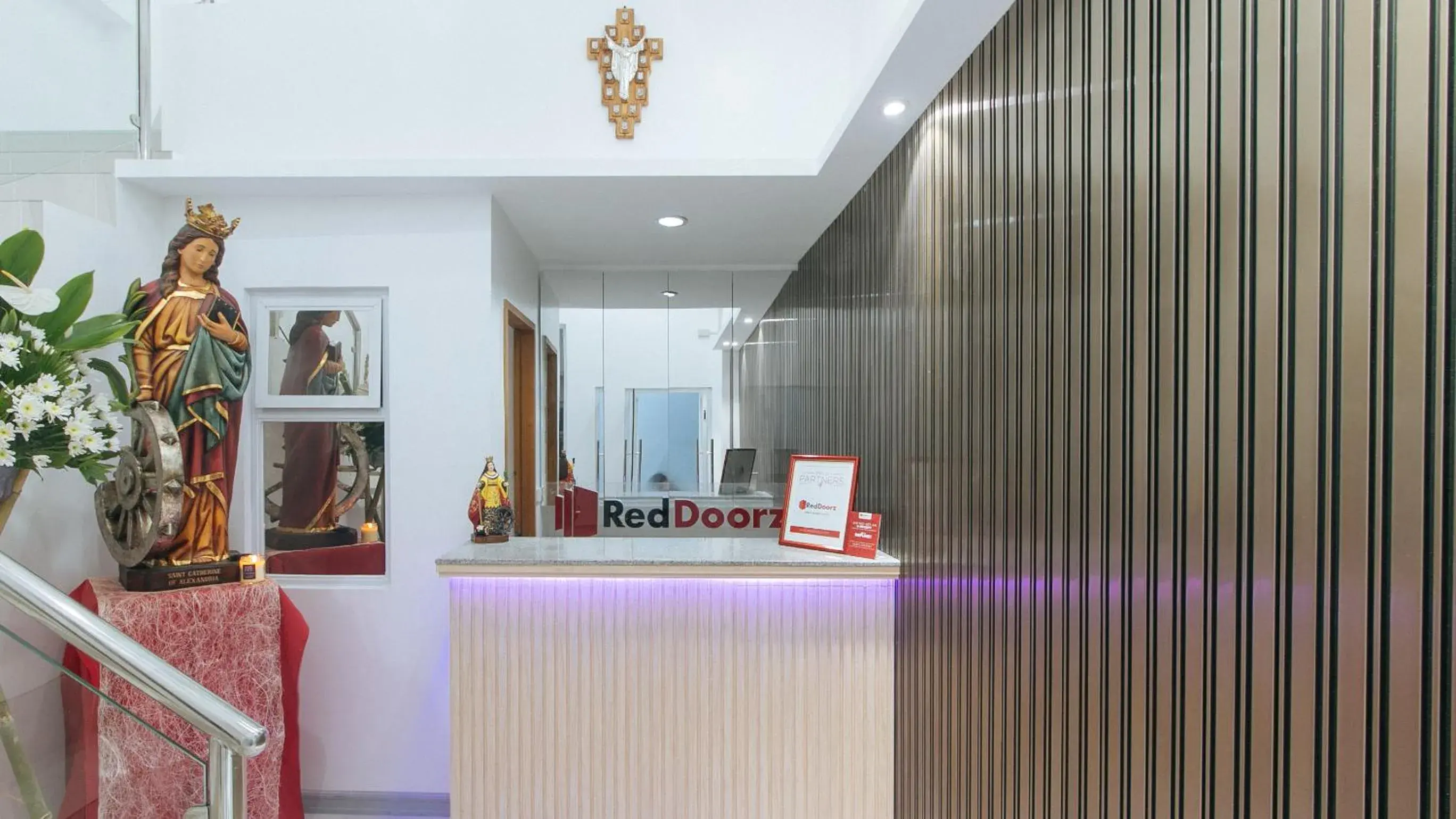 Lobby or reception in RedDoorz @ St. Catherine Residences Olongapo City Lobby or reception in RedDoorz @ St. Catherine Residences Olongapo City
