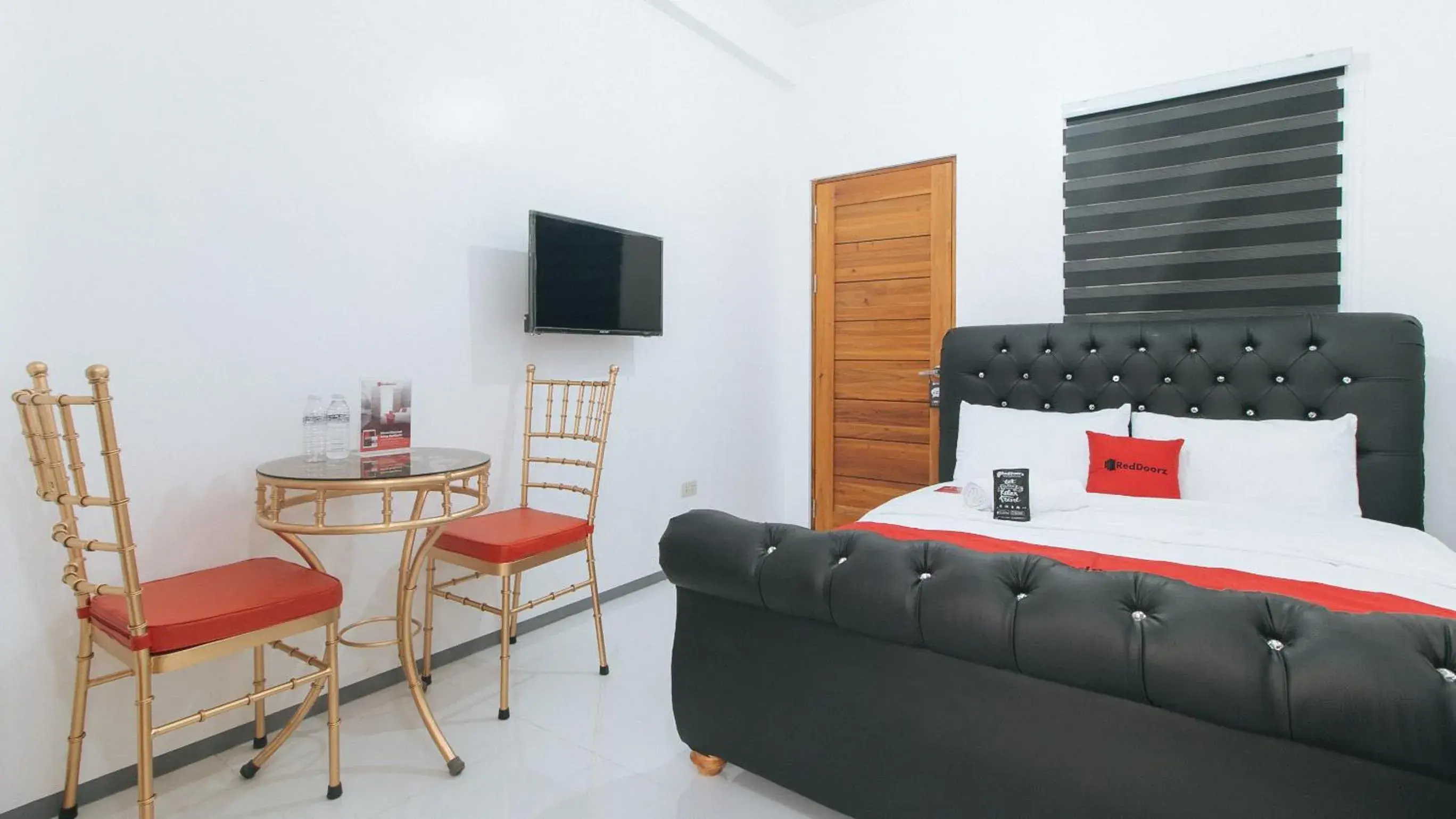 Bed in RedDoorz @ St. Catherine Residences Olongapo City Bed in RedDoorz @ St. Catherine Residences Olongapo City