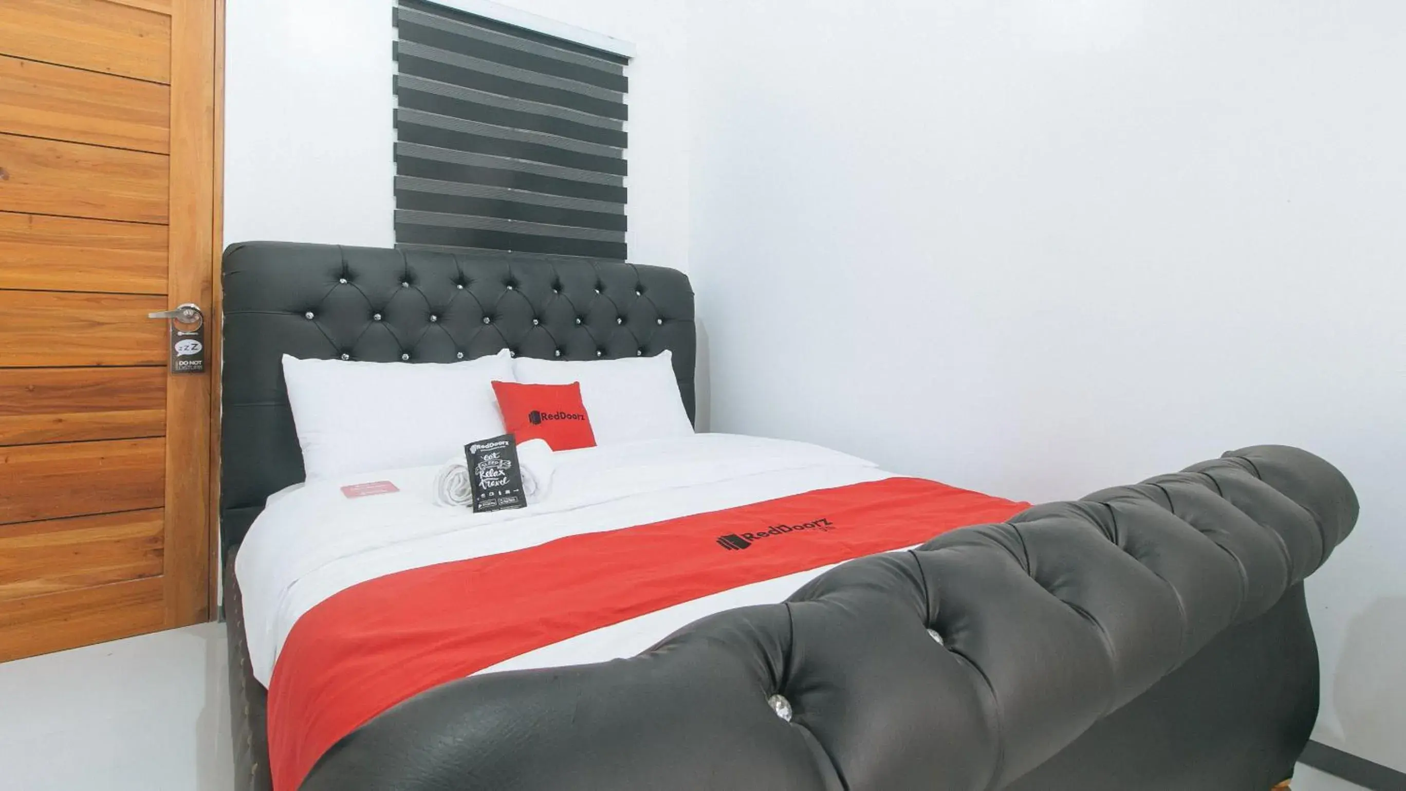 Bed in RedDoorz @ St. Catherine Residences Olongapo City Bed in RedDoorz @ St. Catherine Residences Olongapo City