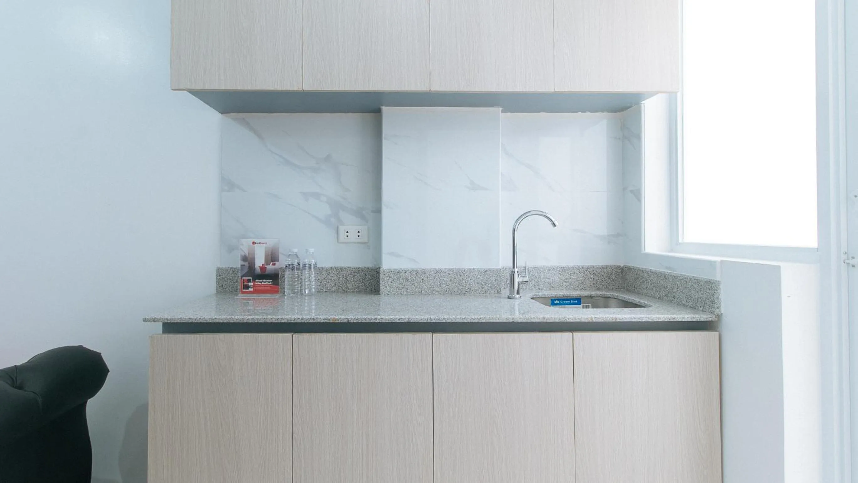 Kitchen or kitchenette in RedDoorz @ St. Catherine Residences Olongapo City