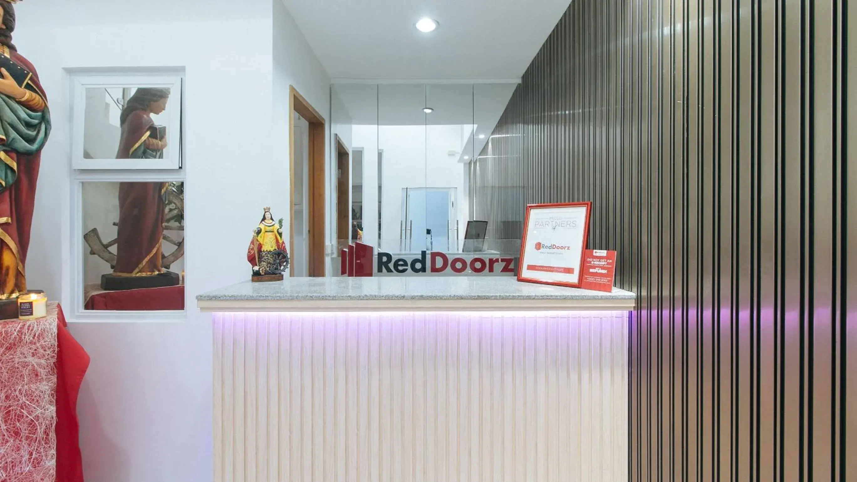 Lobby or reception in RedDoorz @ St. Catherine Residences Olongapo City Lobby or reception in RedDoorz @ St. Catherine Residences Olongapo City