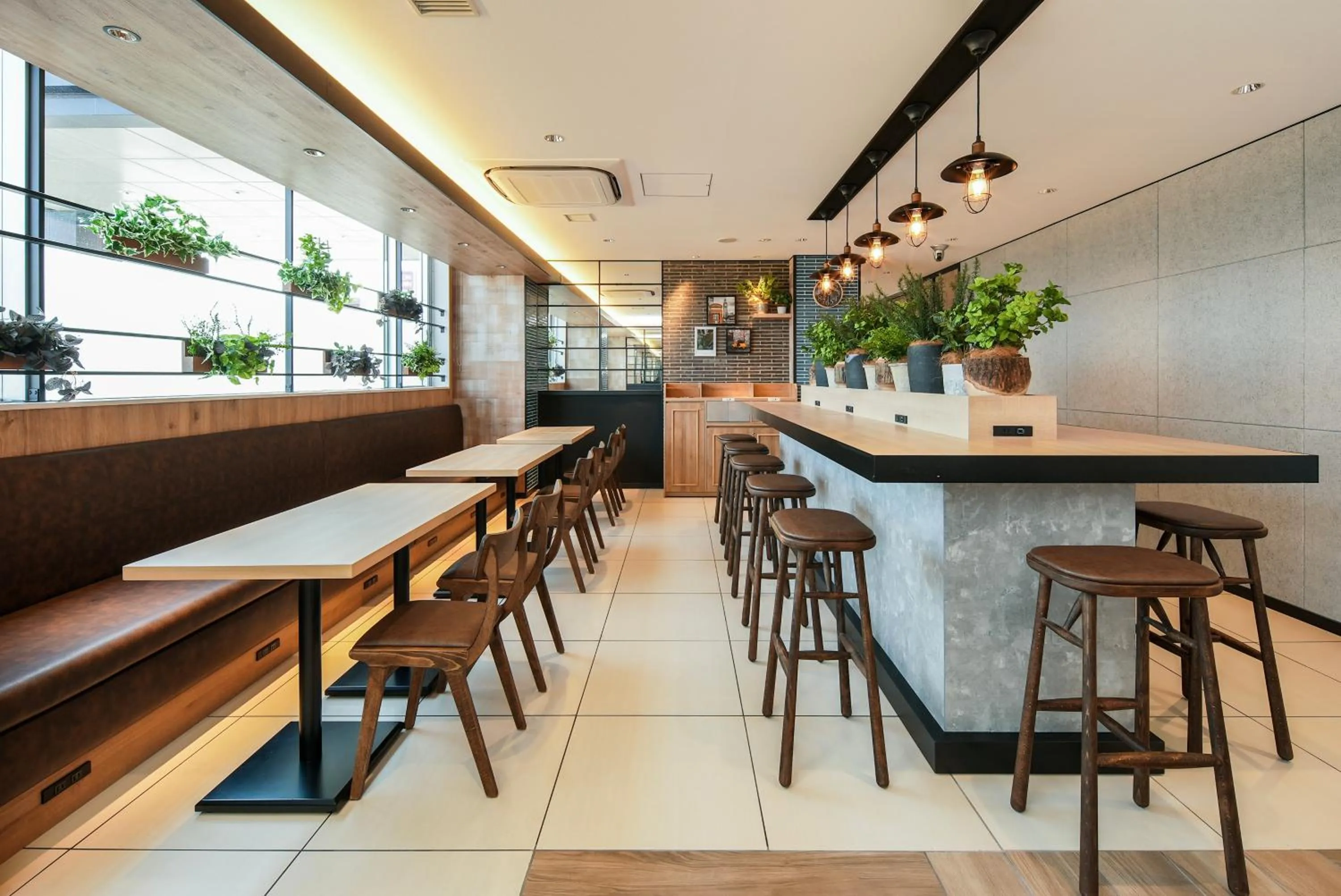 Seating area in Super Hotel Shikoku-chuo