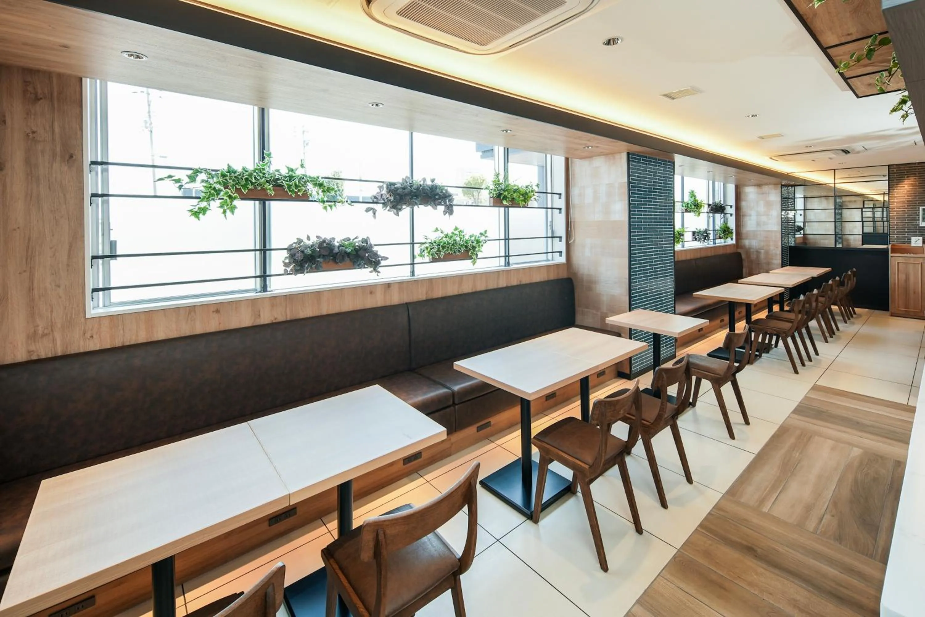 Seating area in Super Hotel Shikoku-chuo