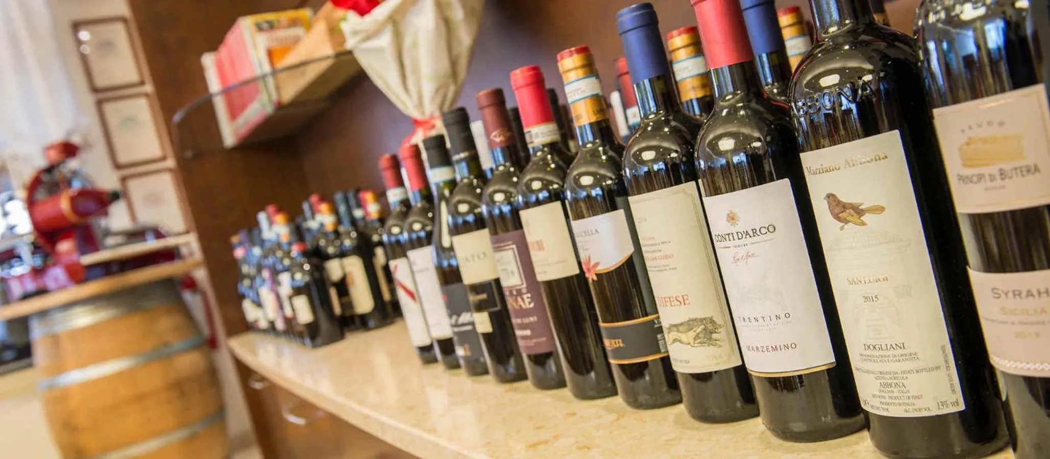 Restaurant/places to eat in Hotel Aida