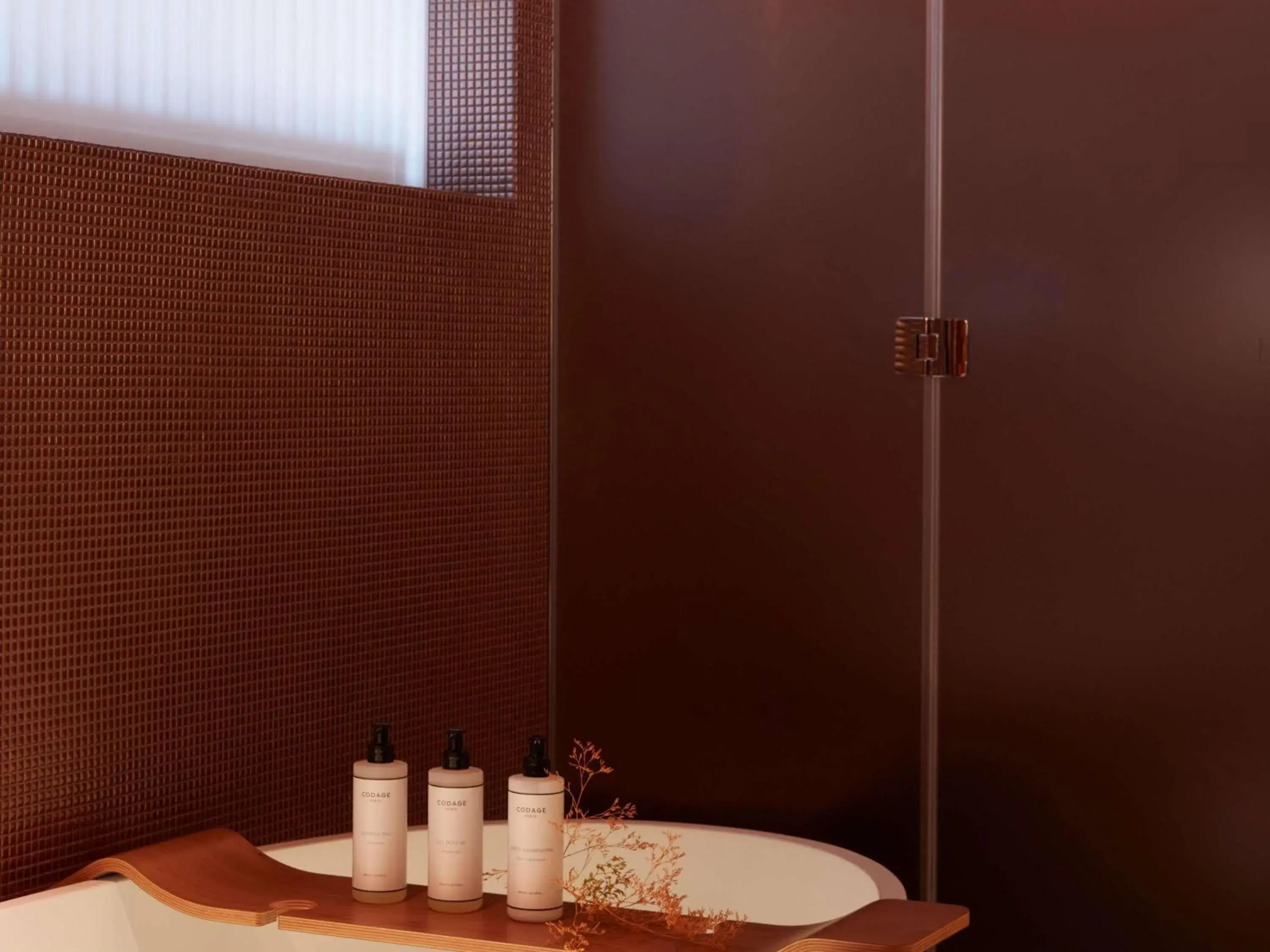 L'Atelier Seine Corner Suite - River Seine and Eiffel Tower view in SO/ Paris Hotel L'Atelier Seine Corner Suite - River Seine and Eiffel Tower view in SO/ Paris Hotel