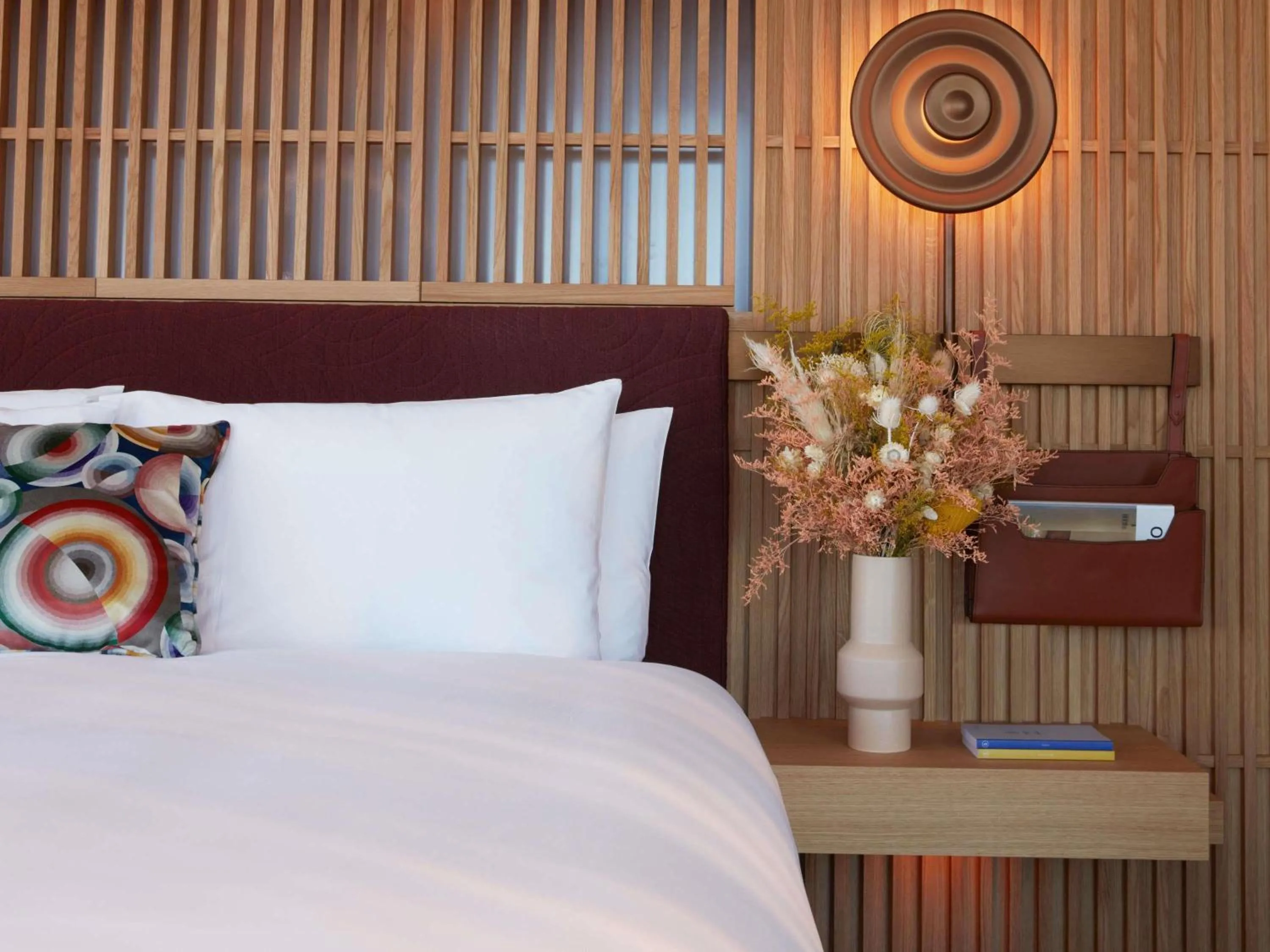 Bedroom, Bed in SO/ Paris Hotel