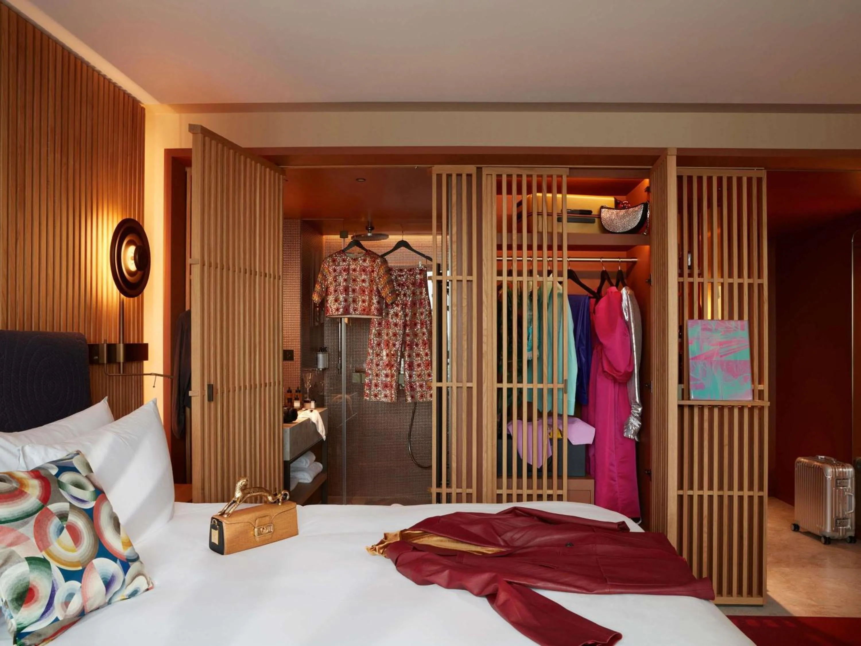 Bedroom, Bed in SO/ Paris Hotel