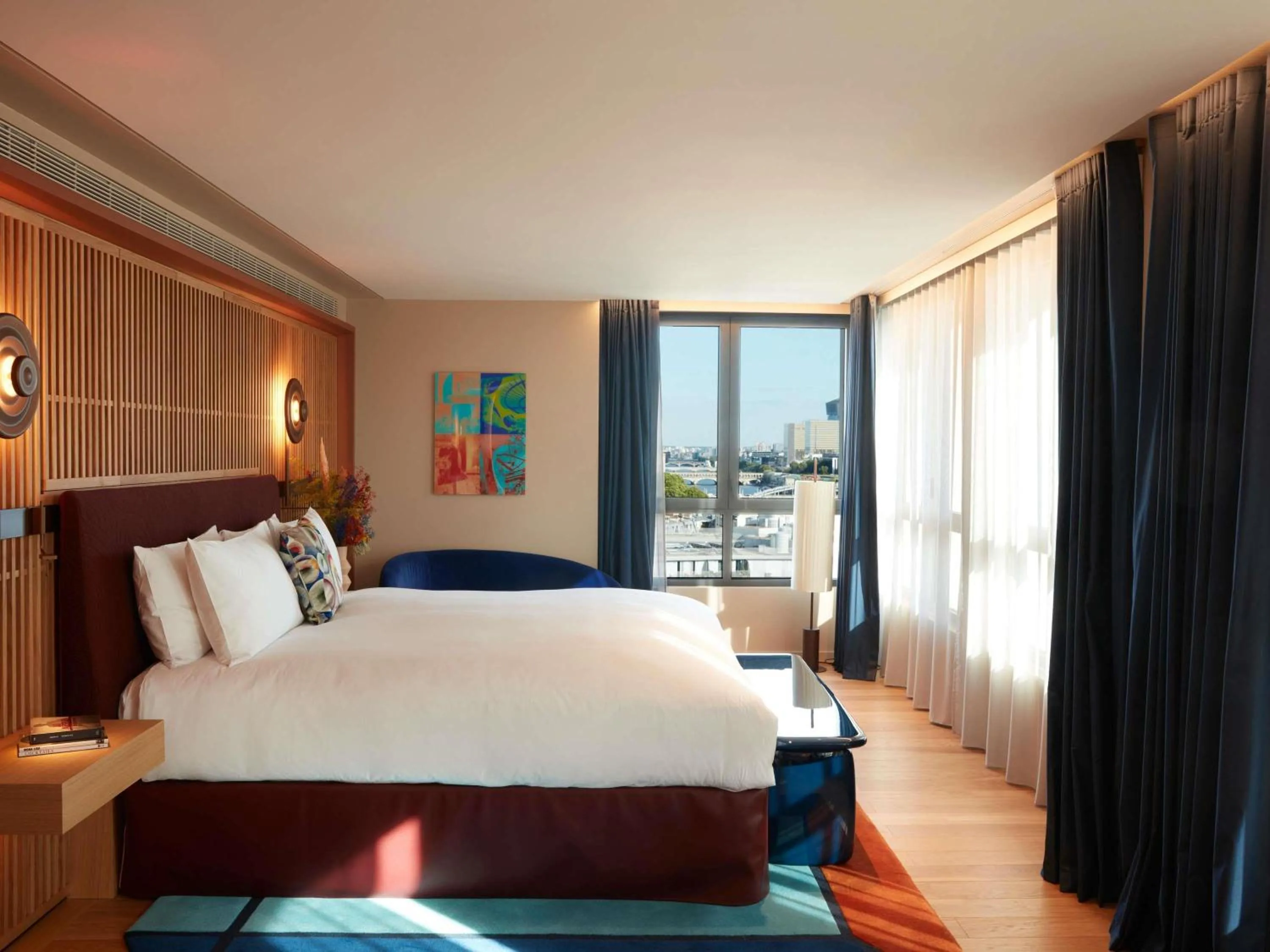 Bedroom, Bed in SO/ Paris Hotel