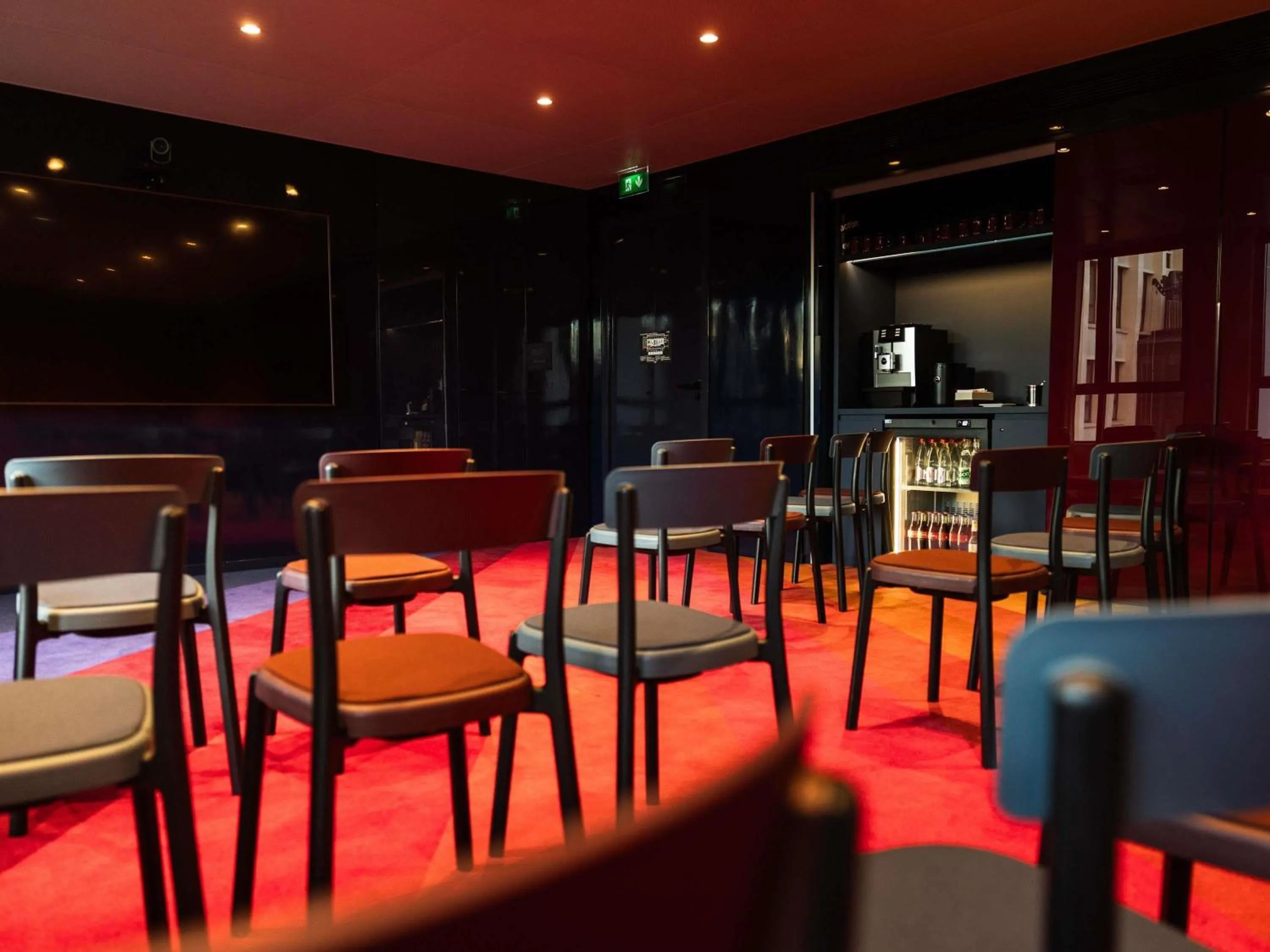 Meeting/conference room in SO/ Paris Hotel