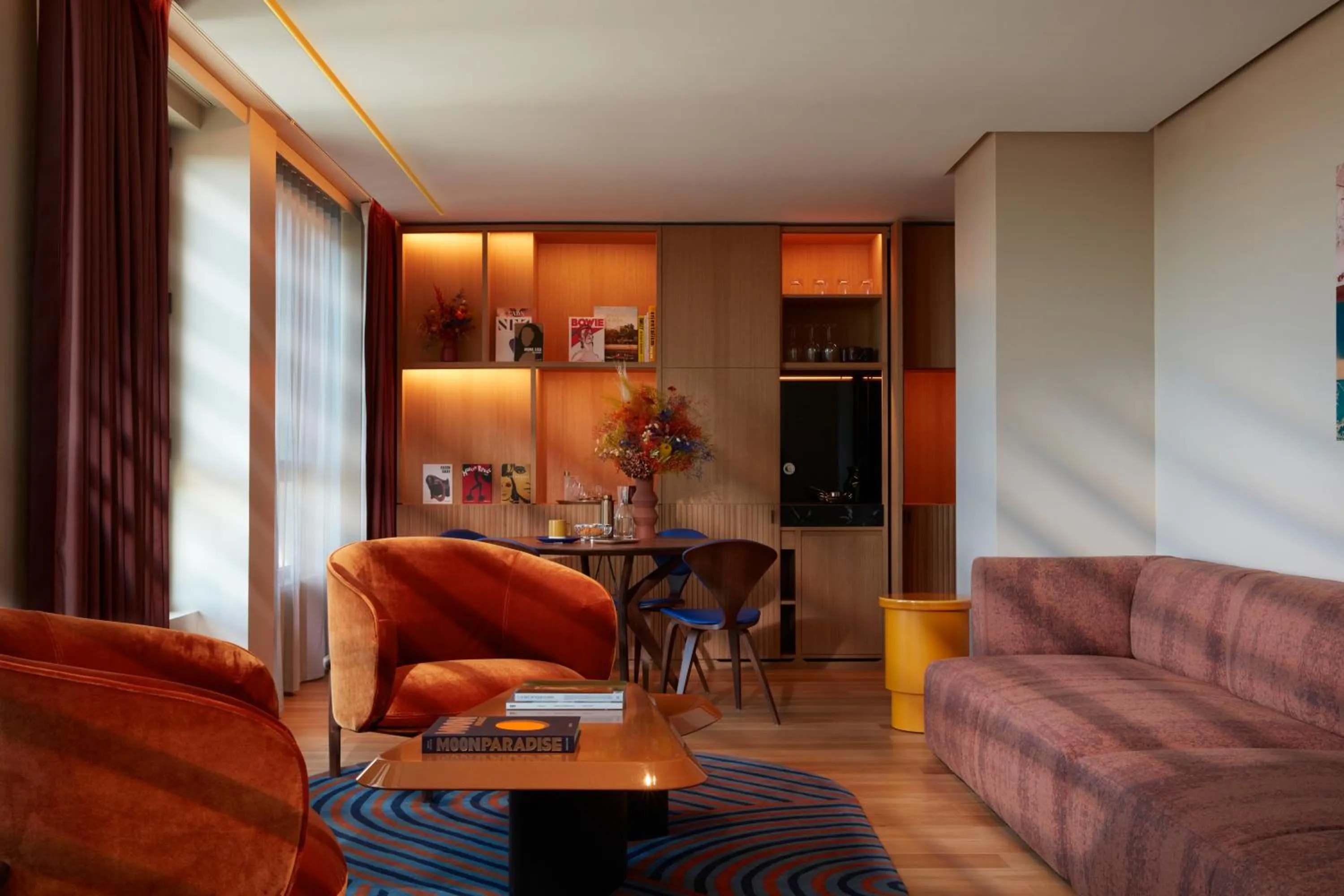 TV and multimedia in SO/ Paris Hotel