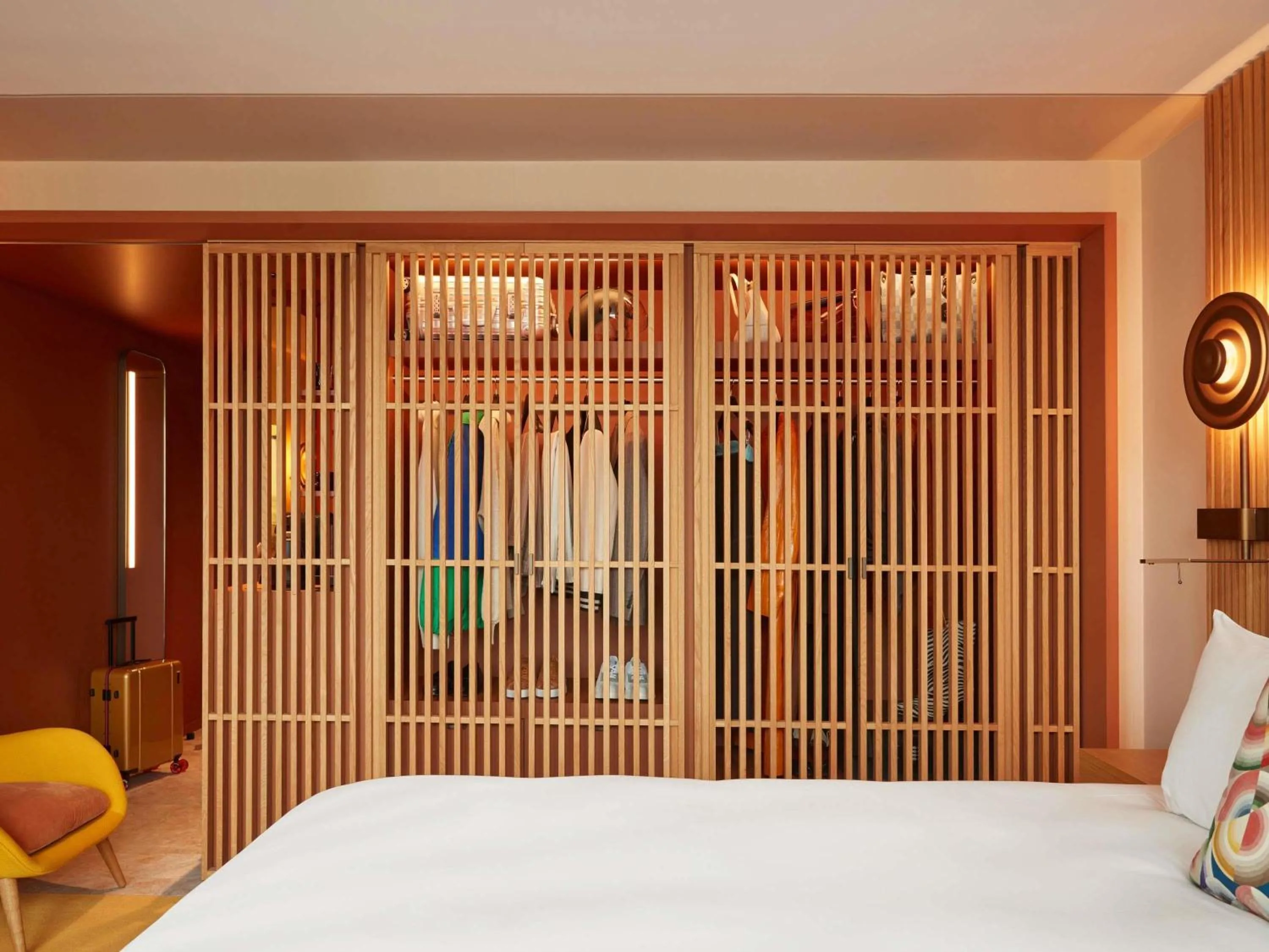 Bedroom, Bed in SO/ Paris Hotel