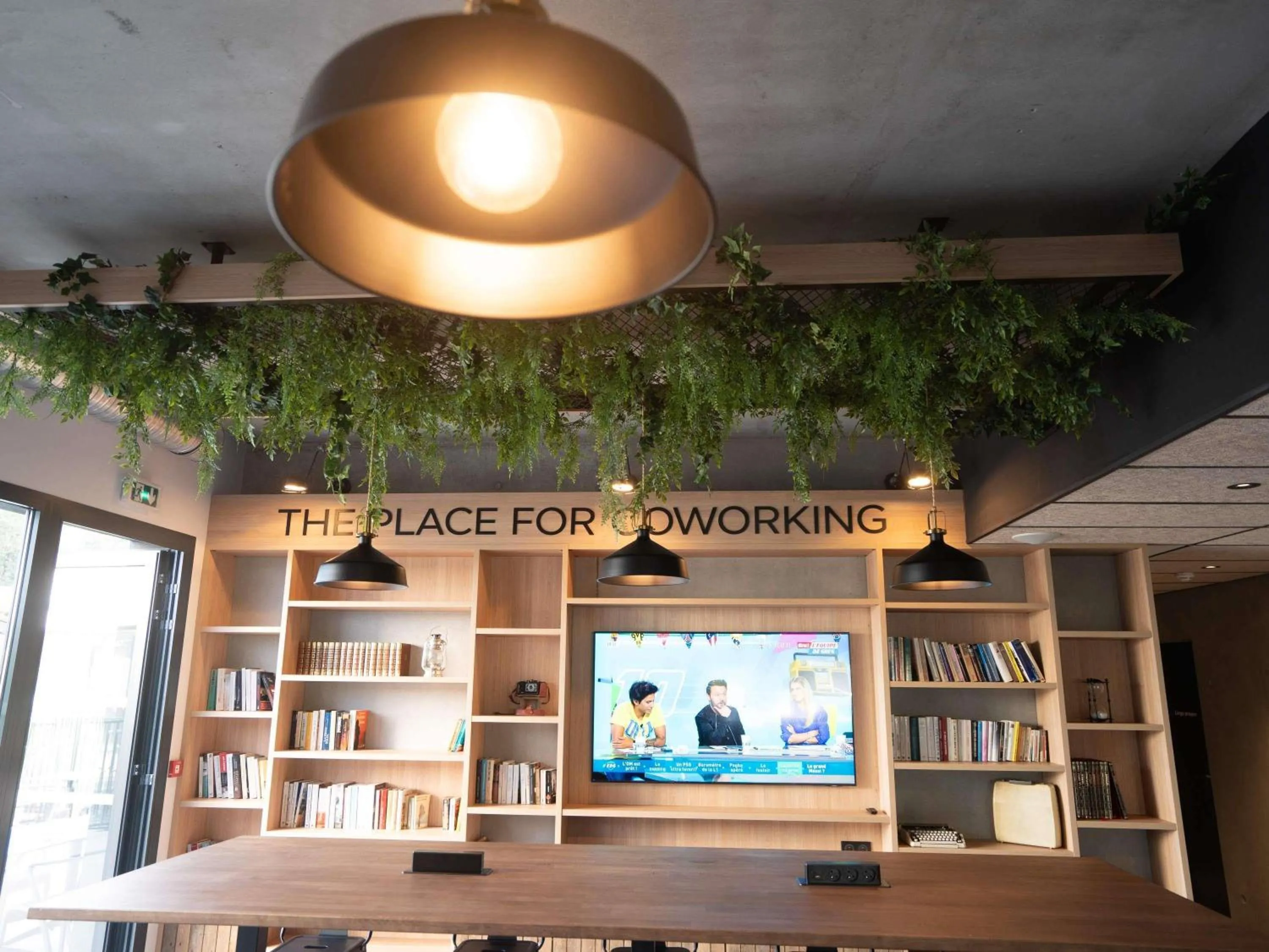 Meeting/conference room in Greet Hôtel Orthez Bearn