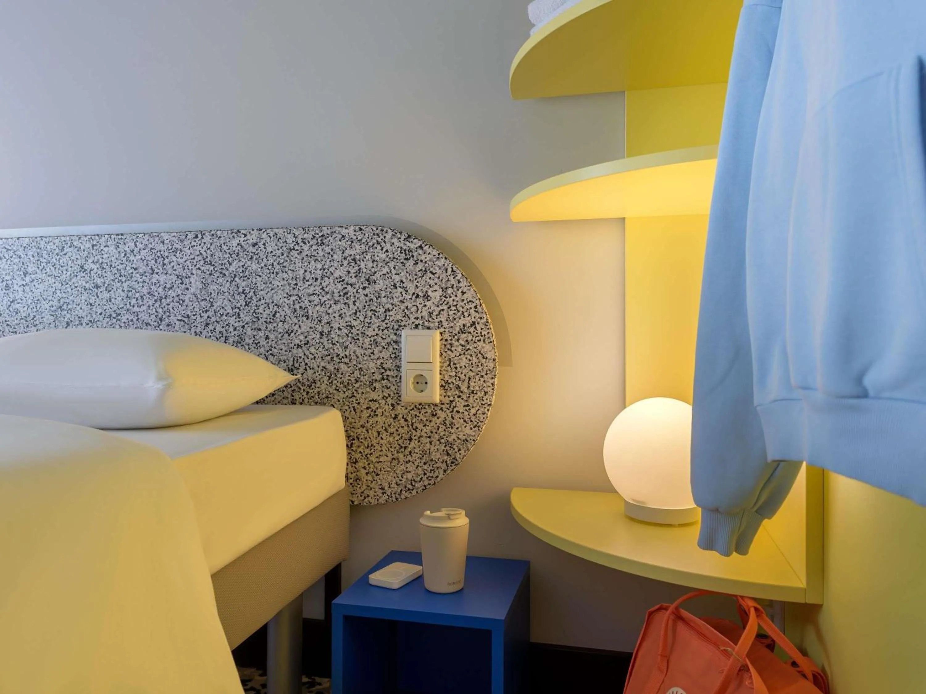 Bedroom, Bed in ibis budget Münster City