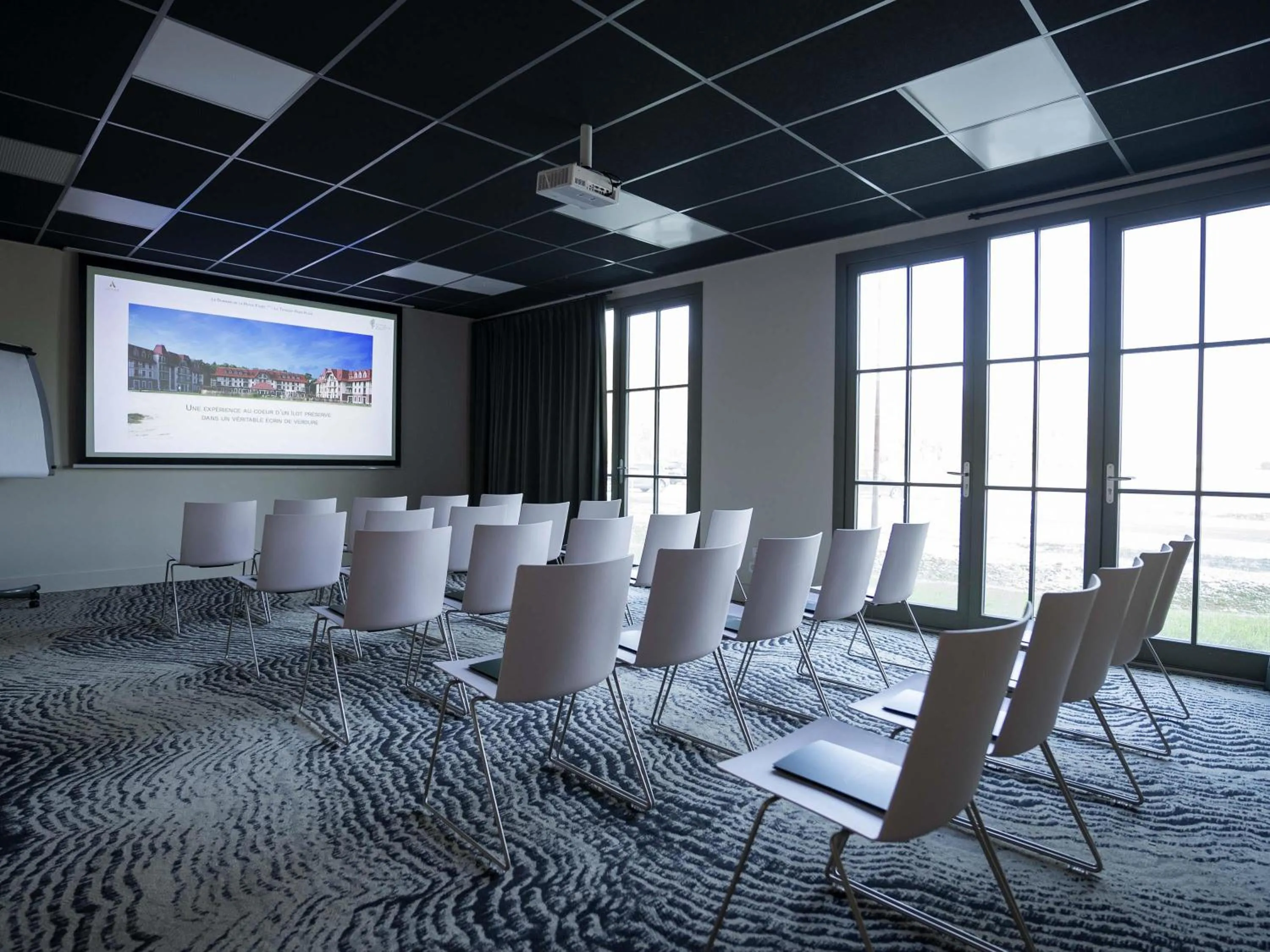 Meeting/conference room in Ibis Styles Le Touquet
