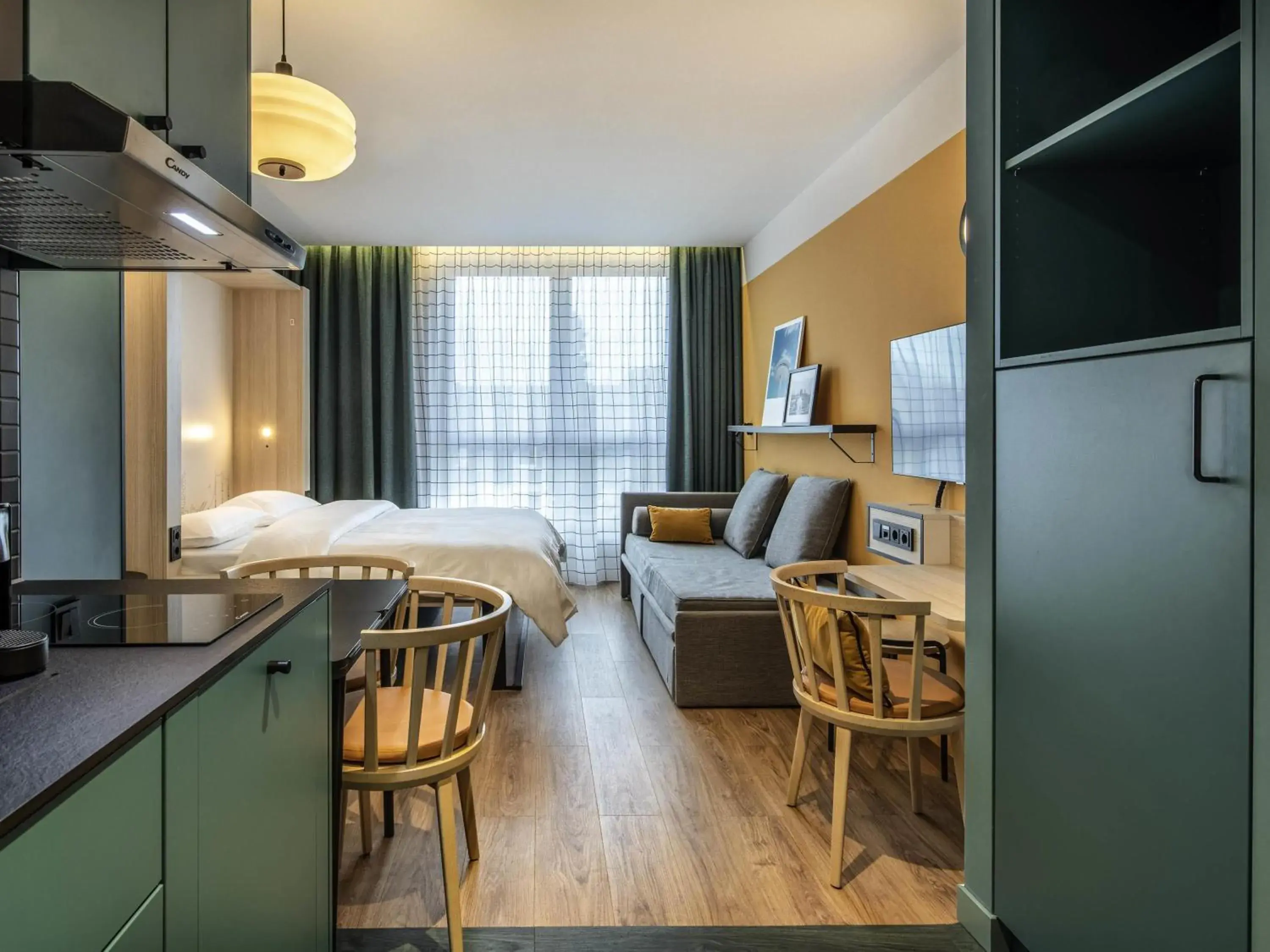 Property building, Bed in Aparthotel Adagio access Hamburg Property building, Bed in Aparthotel Adagio access Hamburg