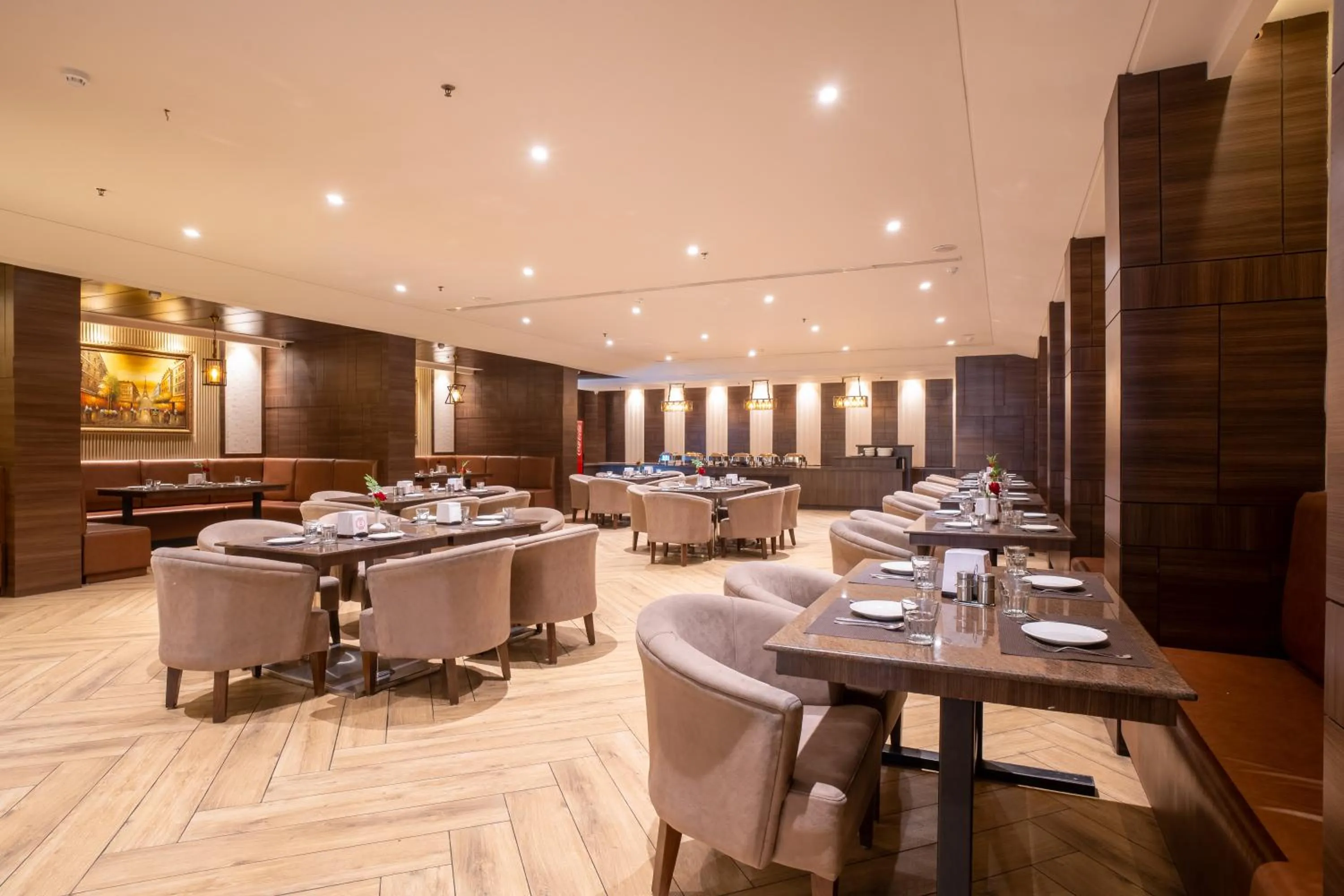 Restaurant/places to eat in SANDOZ Pribson Hotel near Golden Temple