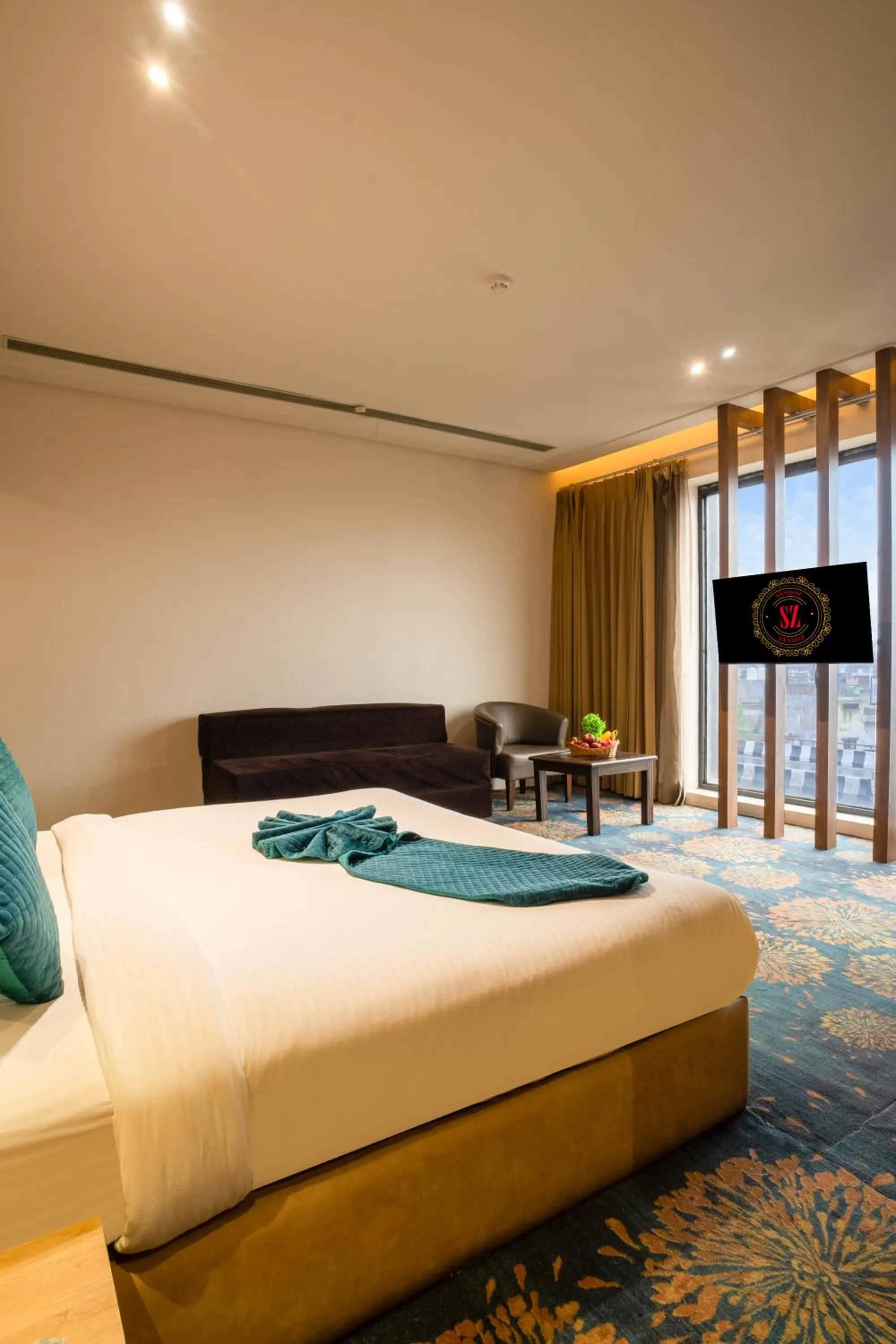 Bedroom, Bed in SANDOZ Pribson Hotel near Golden Temple