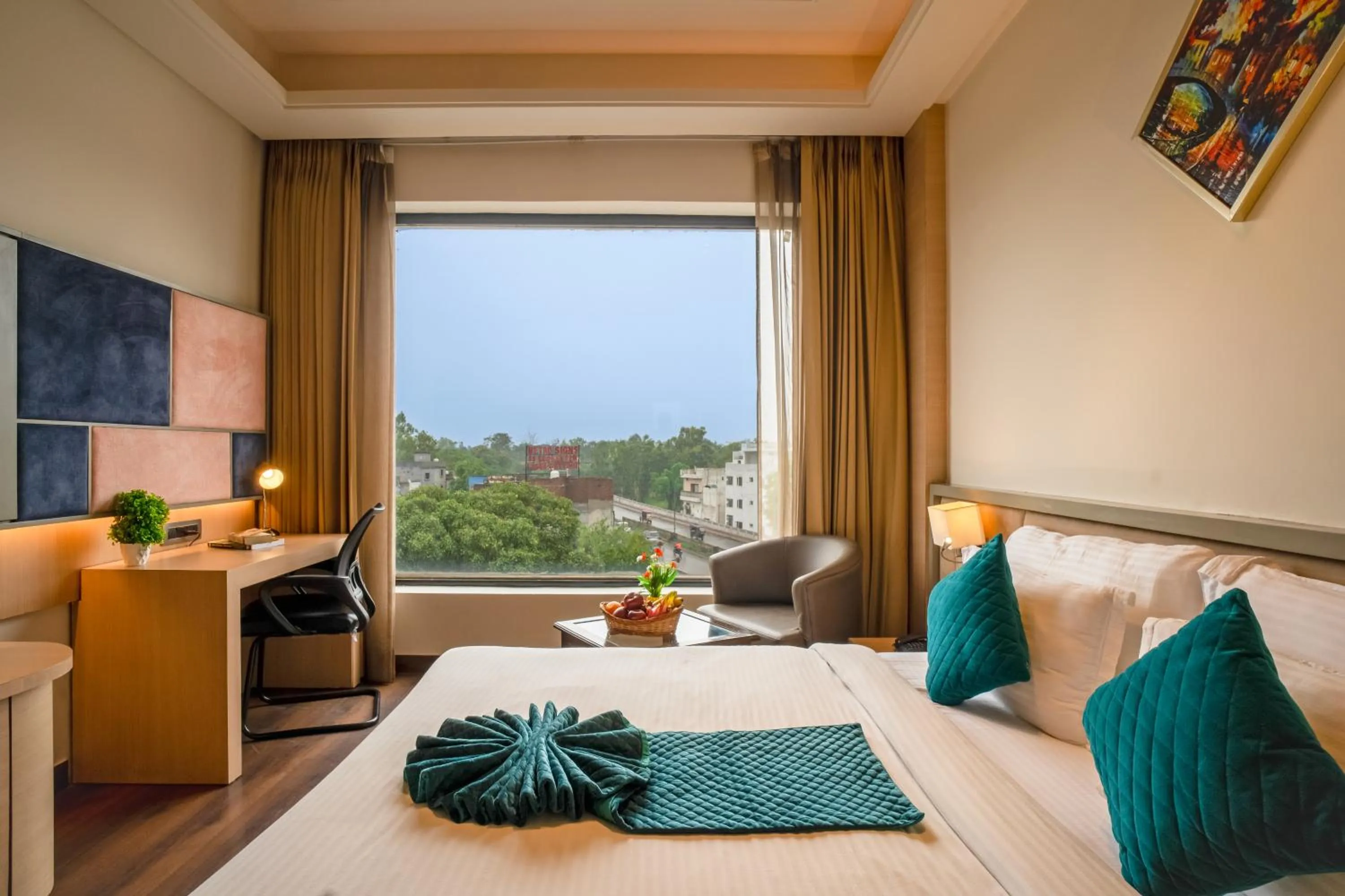 Bedroom, Bed in SANDOZ Pribson Hotel near Golden Temple