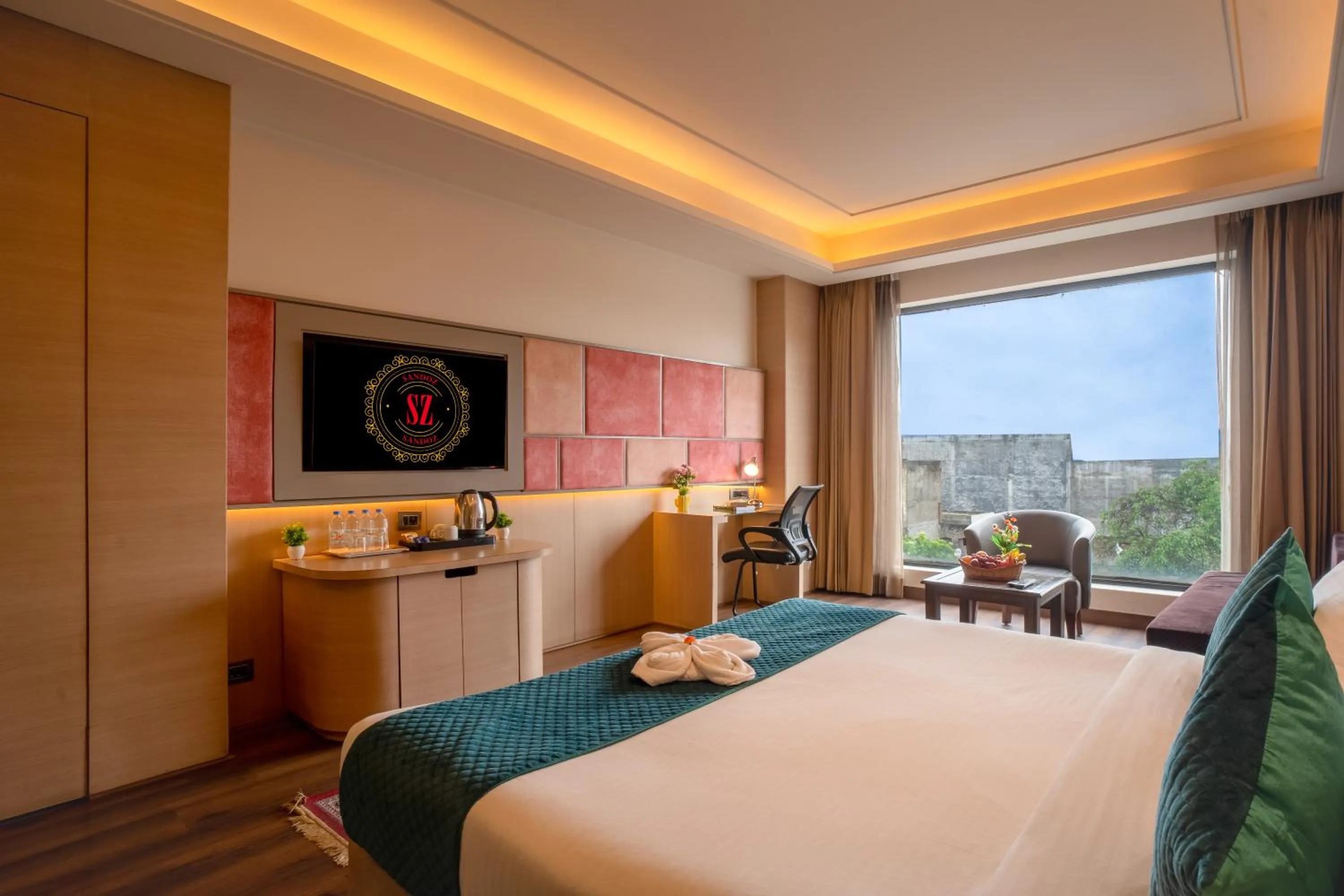 Bedroom, Bed in SANDOZ Pribson Hotel near Golden Temple