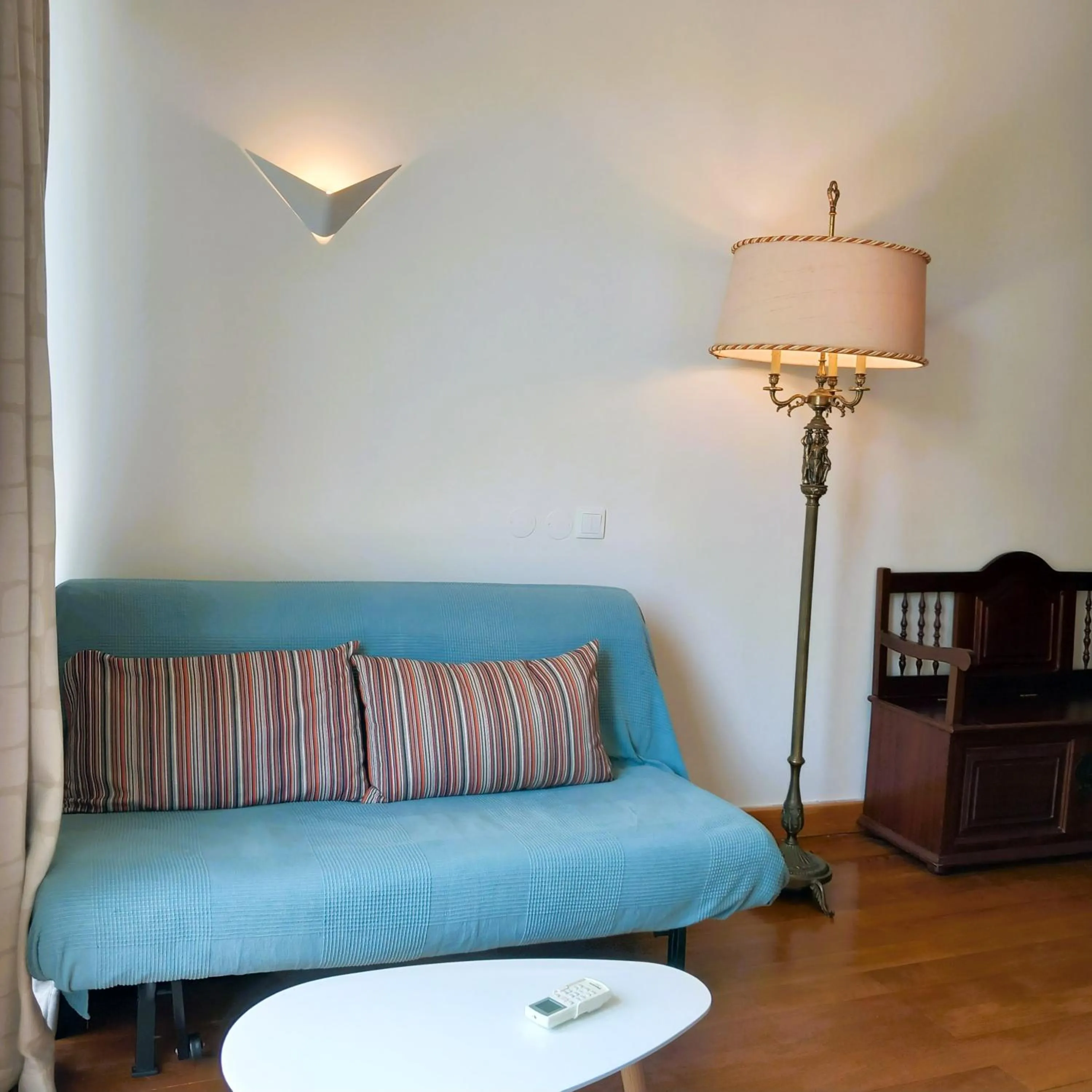 Living room in Rent4Rest Estoril Beachfront Apartments