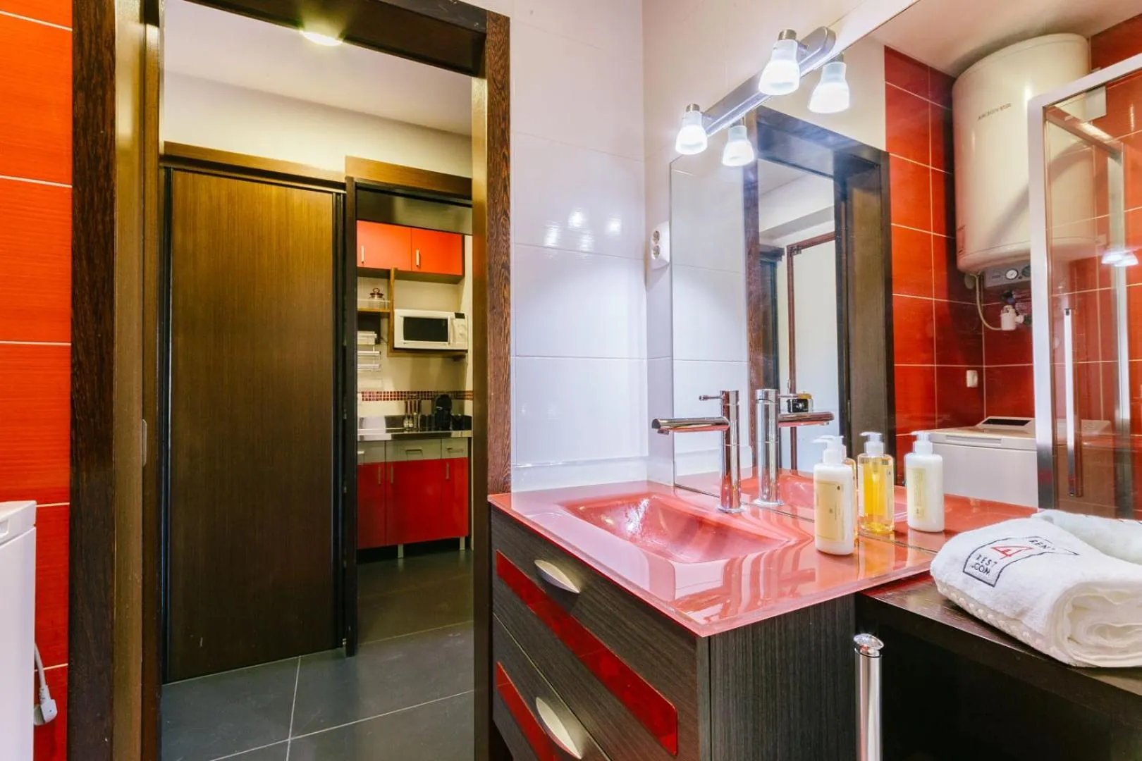 Bathroom in Rent4Rest Estoril Beachfront Apartments