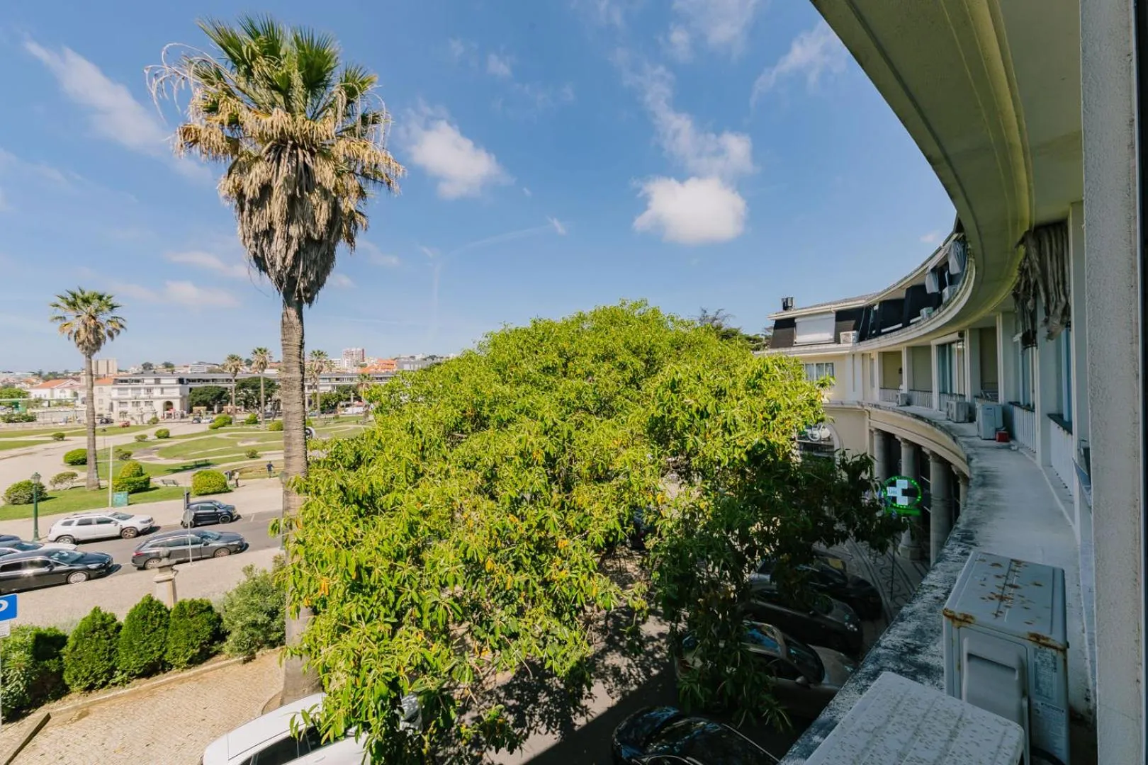 Garden view in Rent4Rest Estoril Beachfront Apartments