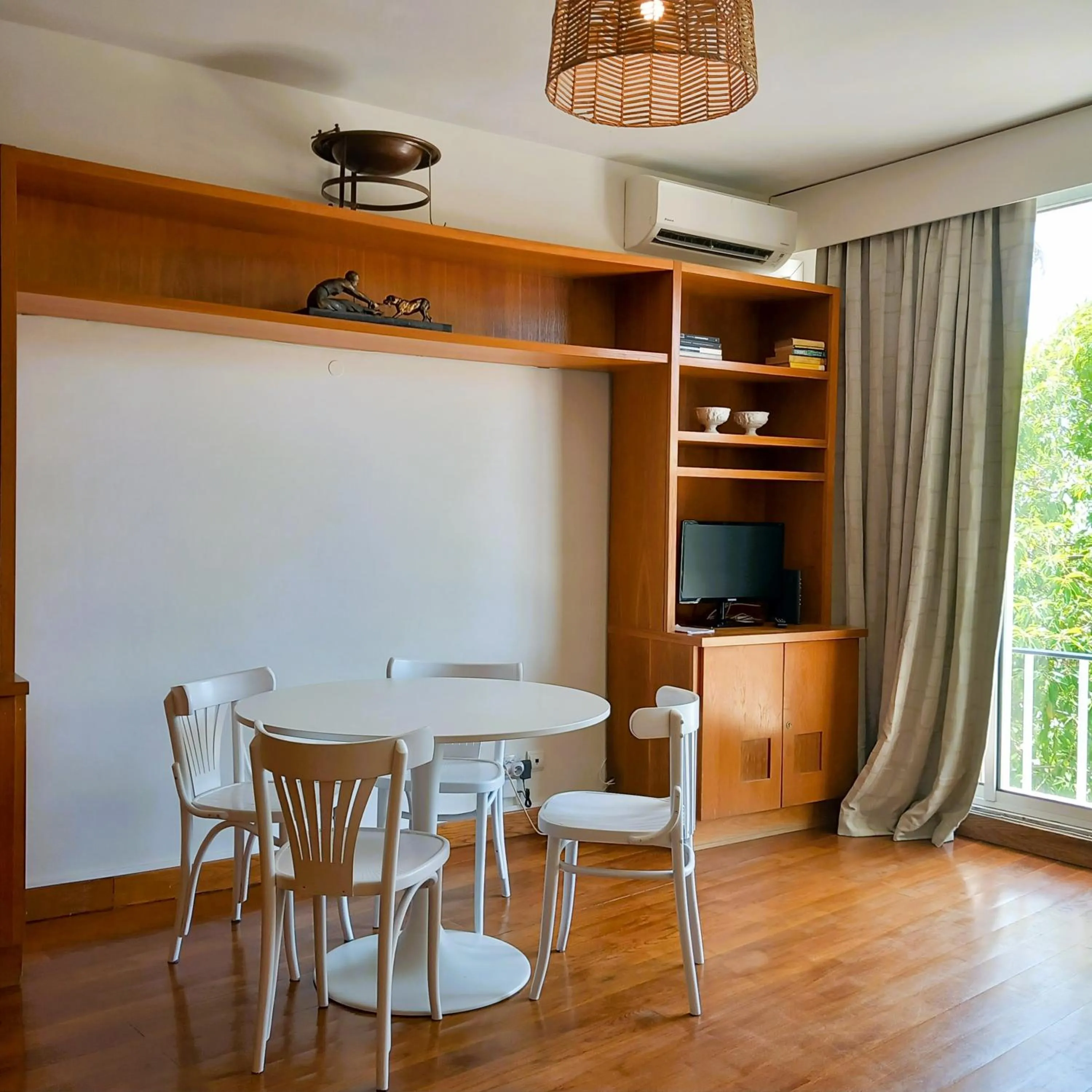 Living room in Rent4Rest Estoril Beachfront Apartments